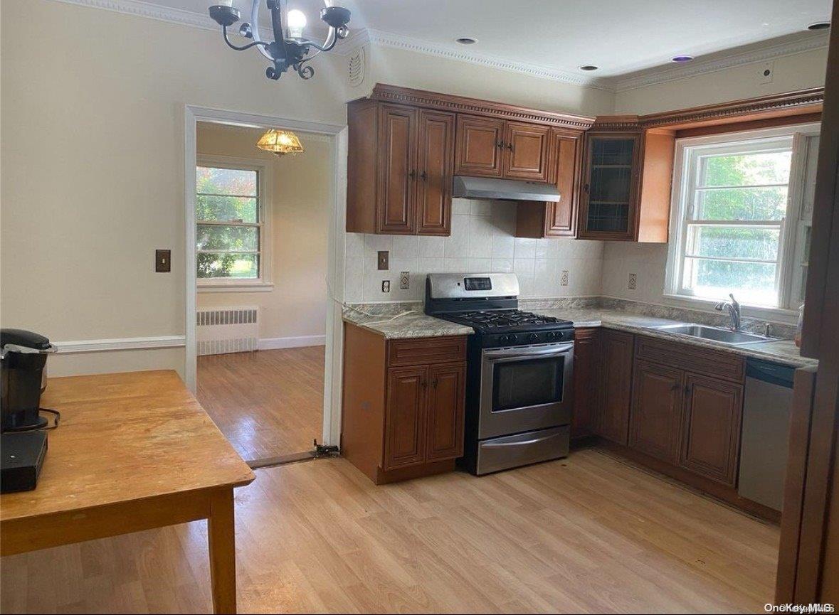 82-04 188th Street Wh Property Photo 8