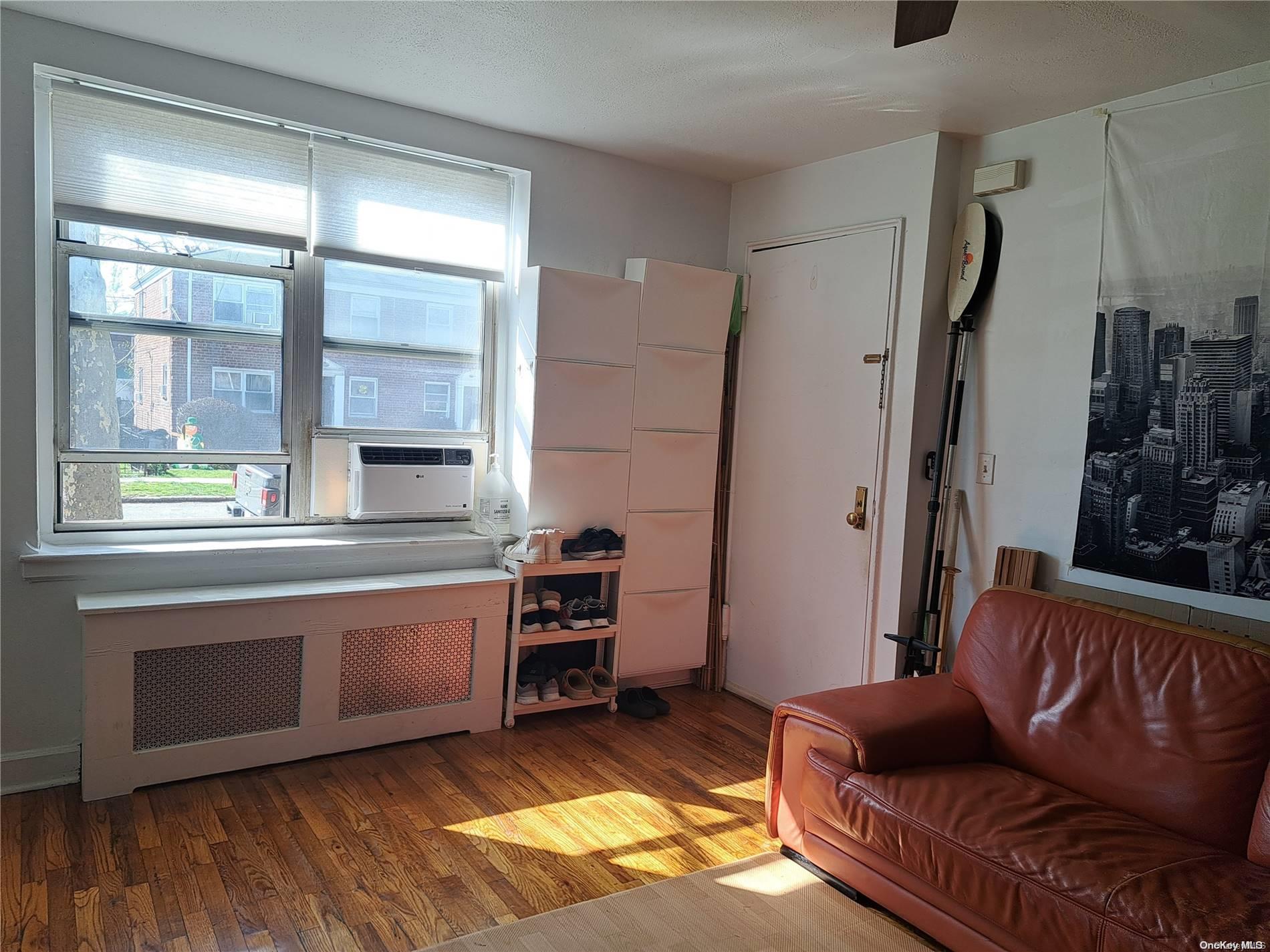 37-15 195 Street 184 Property Photo 2