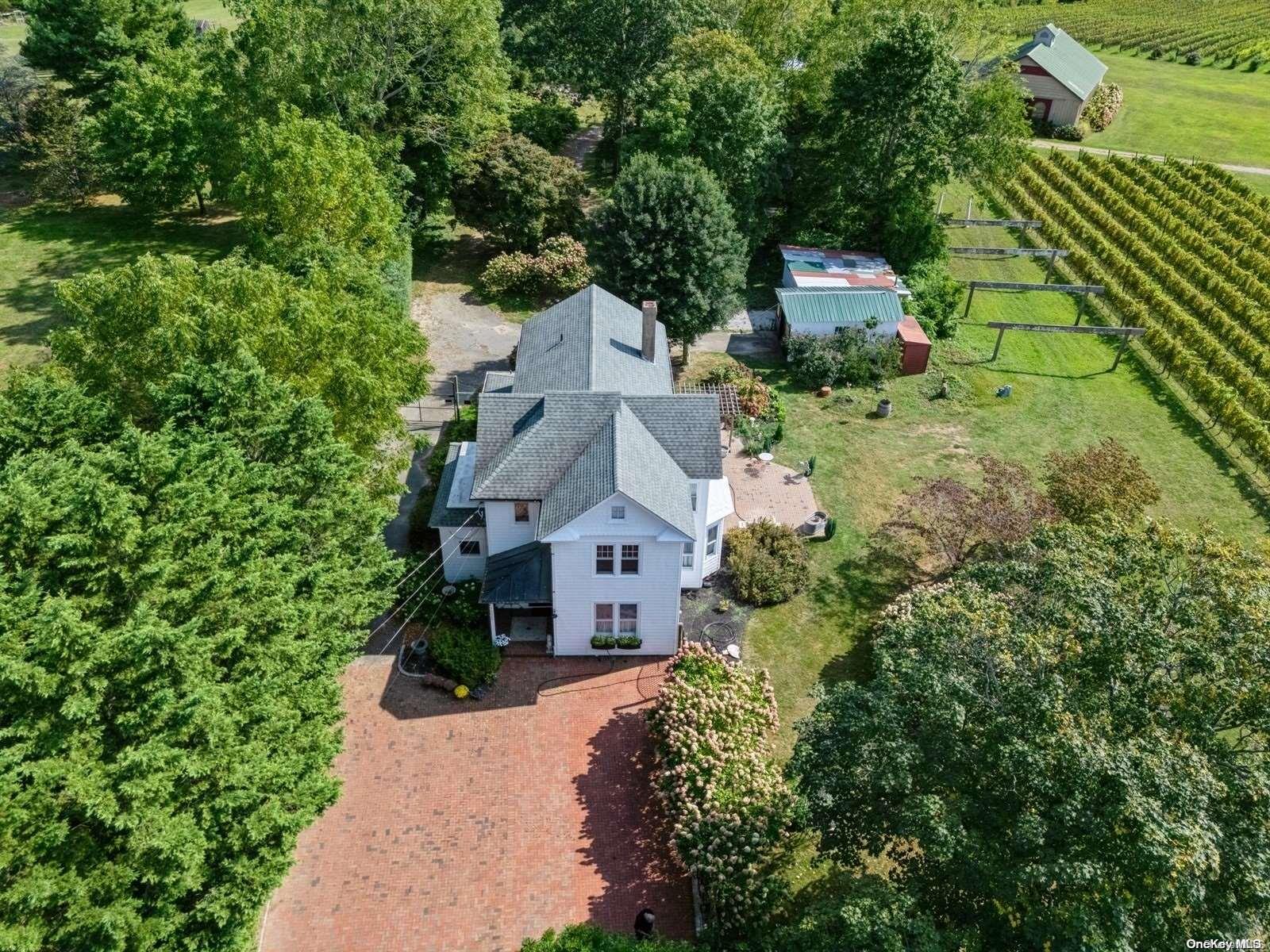 36020 Main Road Property Photo 2