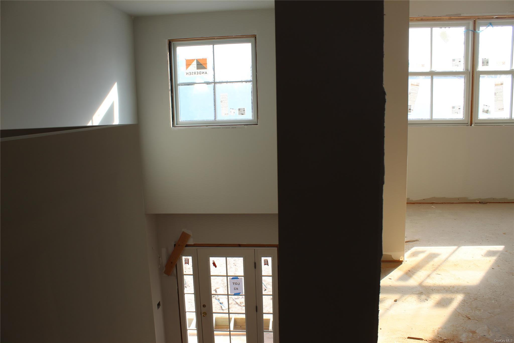 46 W Newins St. Property Photo 5