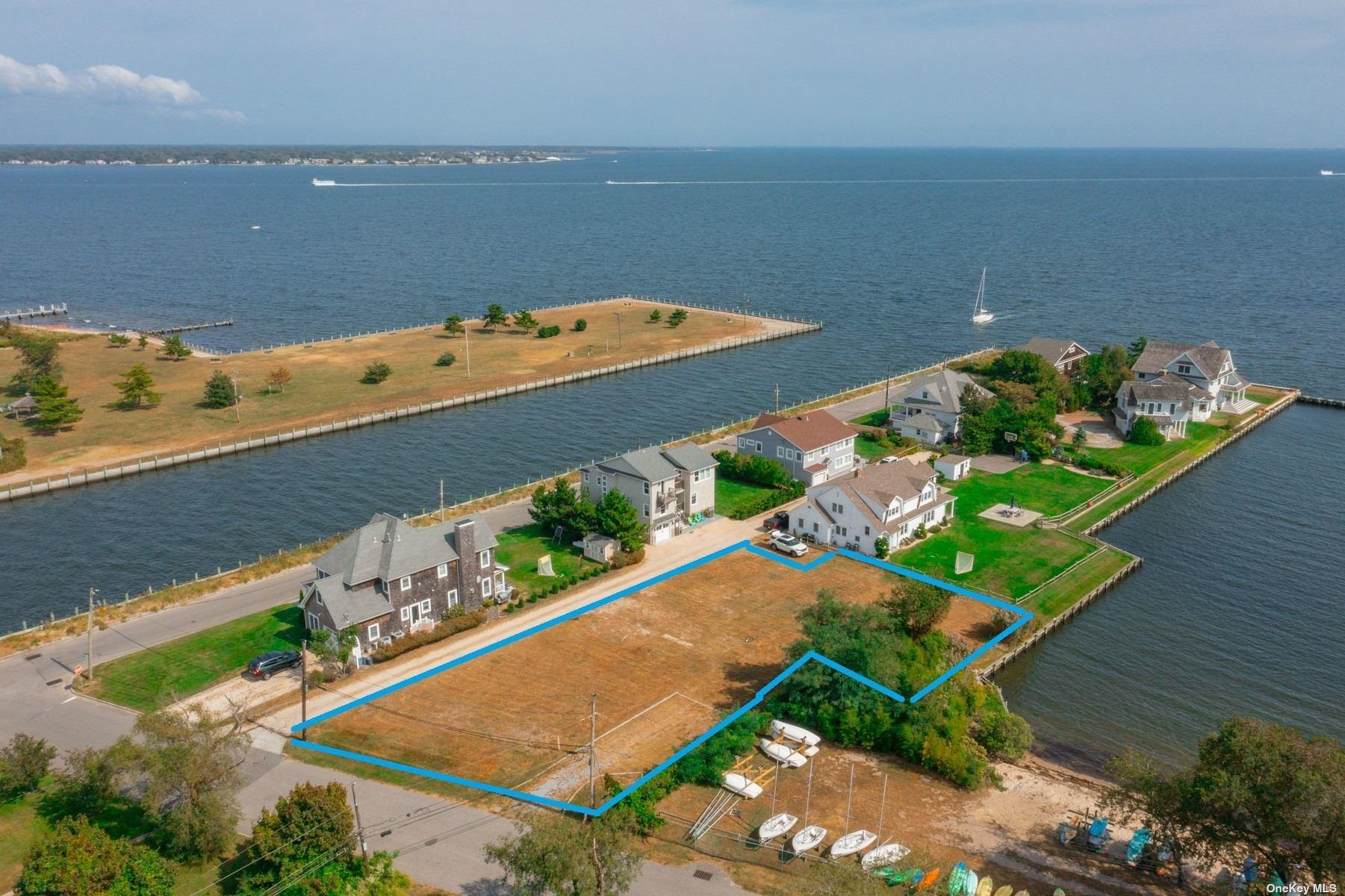 17 S Bay Court Property Photo 1