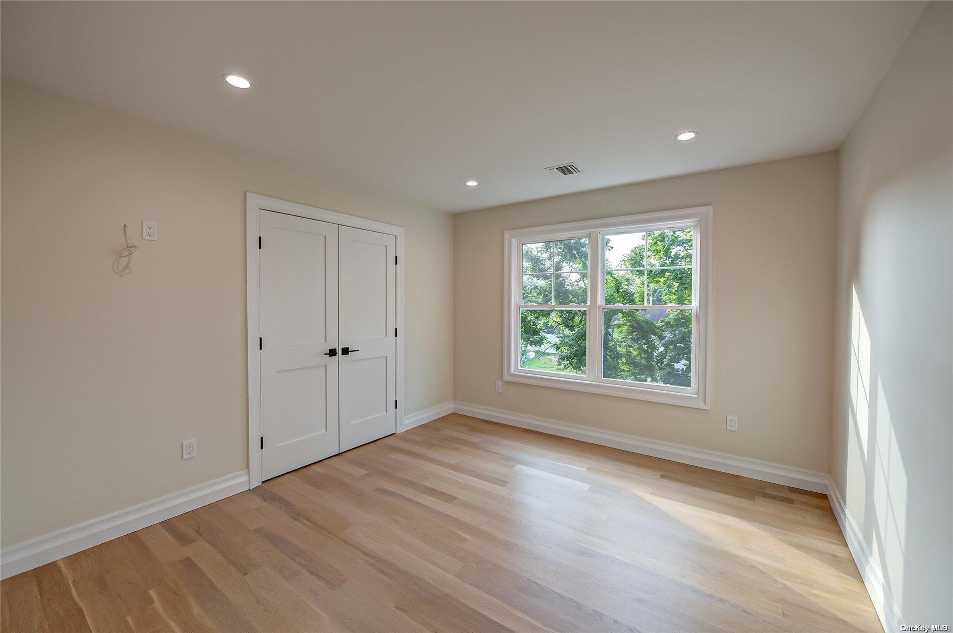 100 Root Avenue Property Photo 18