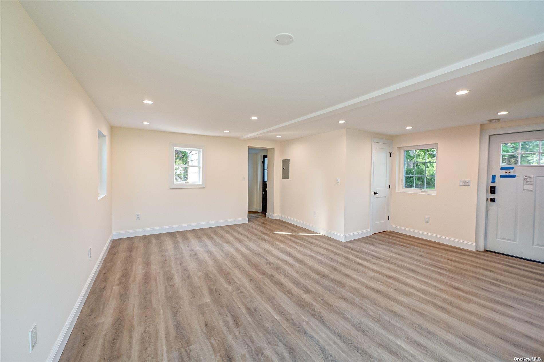 100 Root Avenue Property Photo 26
