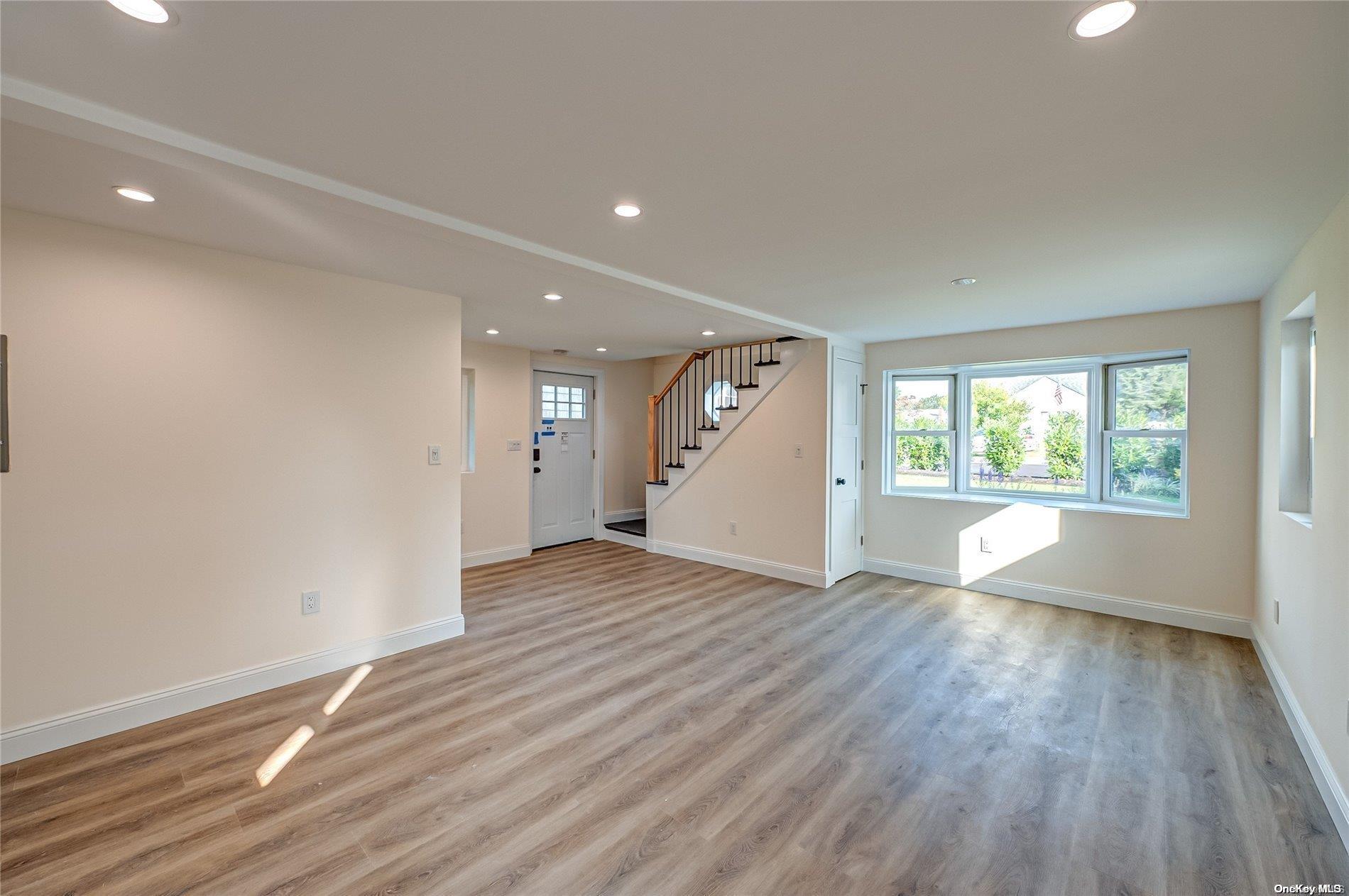 100 Root Avenue Property Photo 28