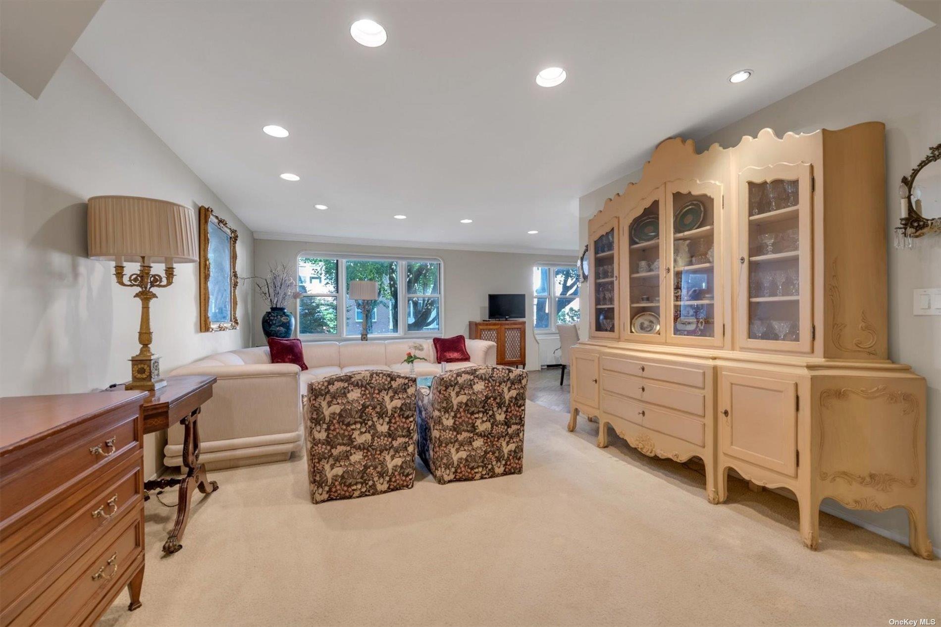 1390 Broadway 116 Property Photo 6