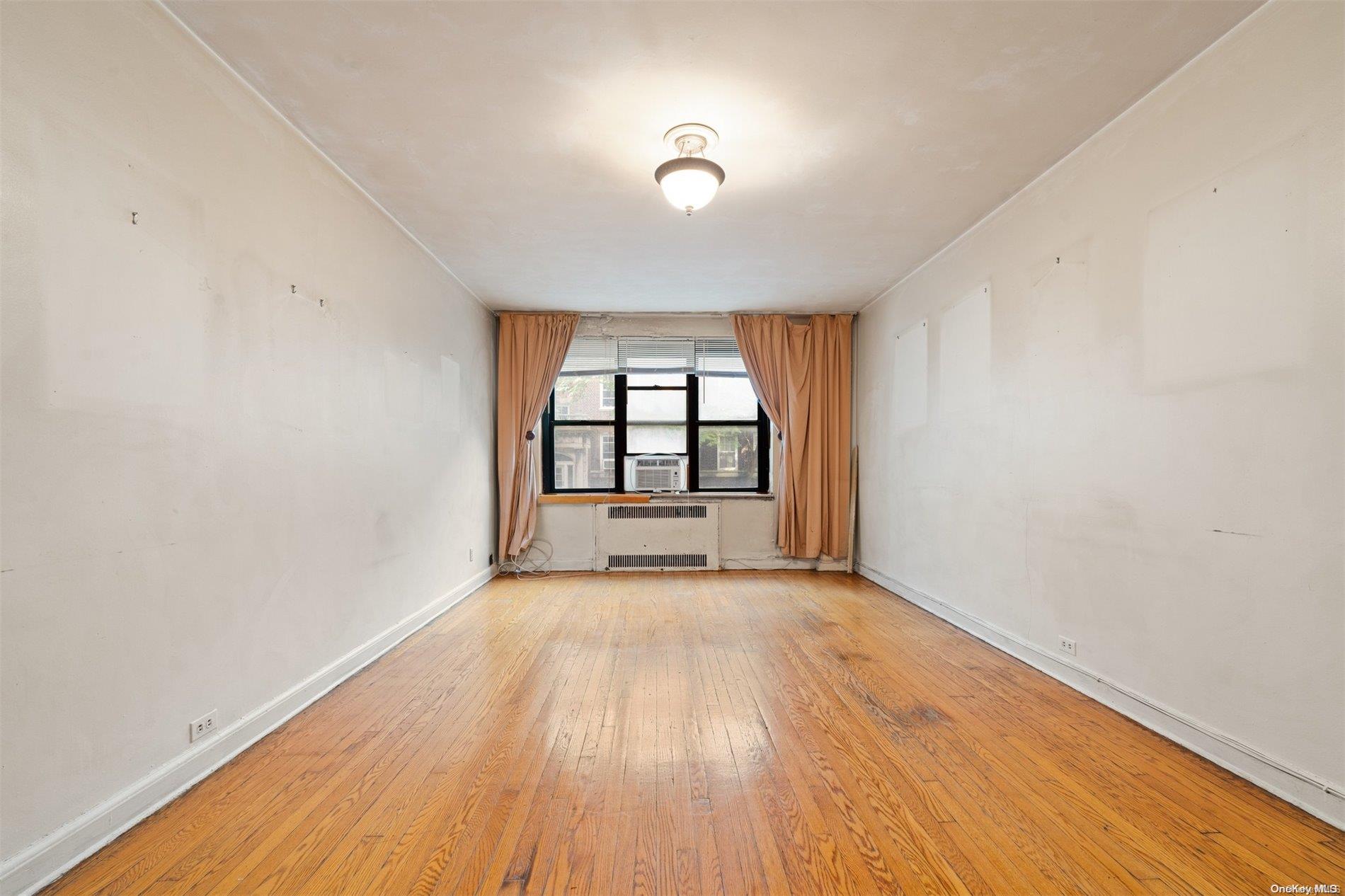 34-40 79th Street 1e Property Photo 3