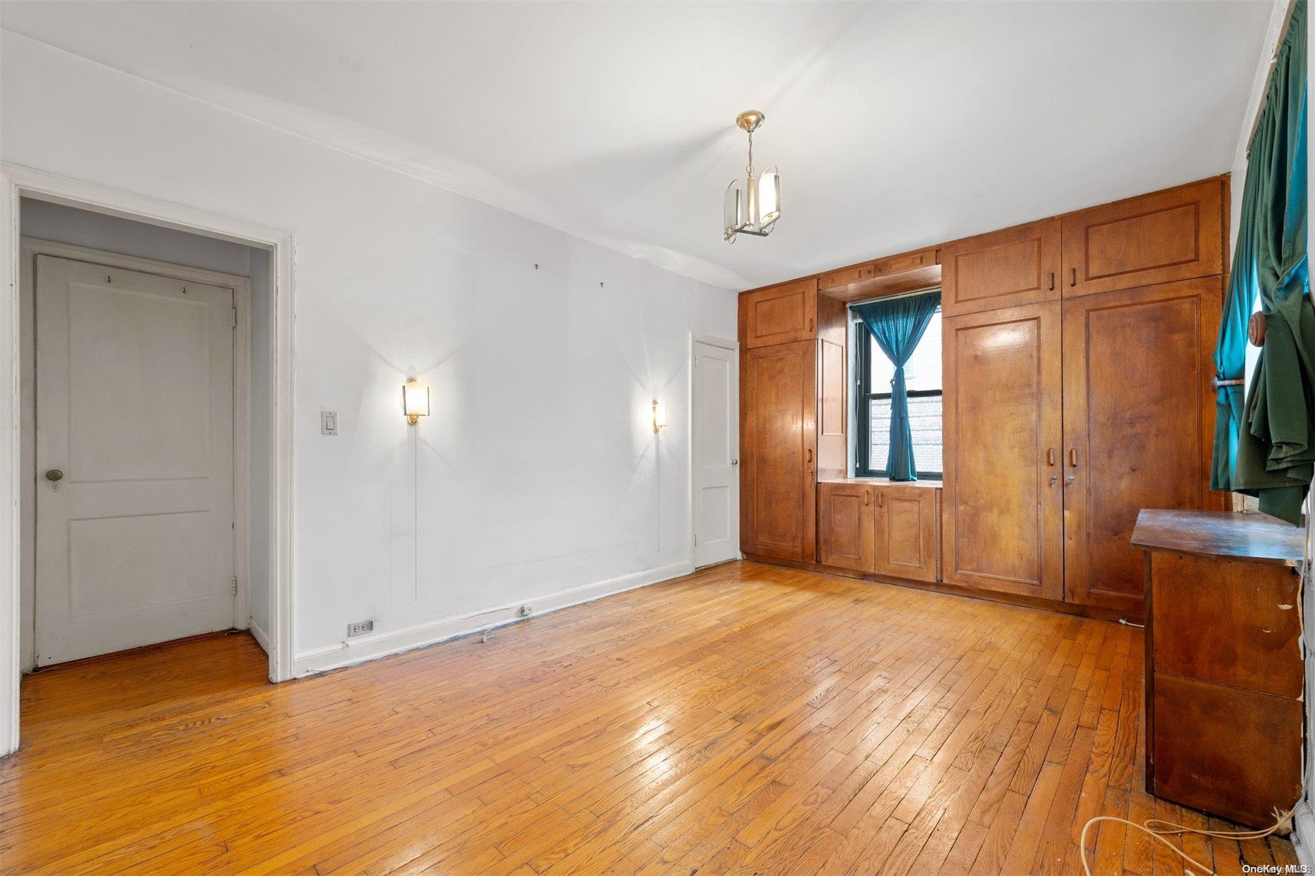 34-40 79th Street 1e Property Photo 10