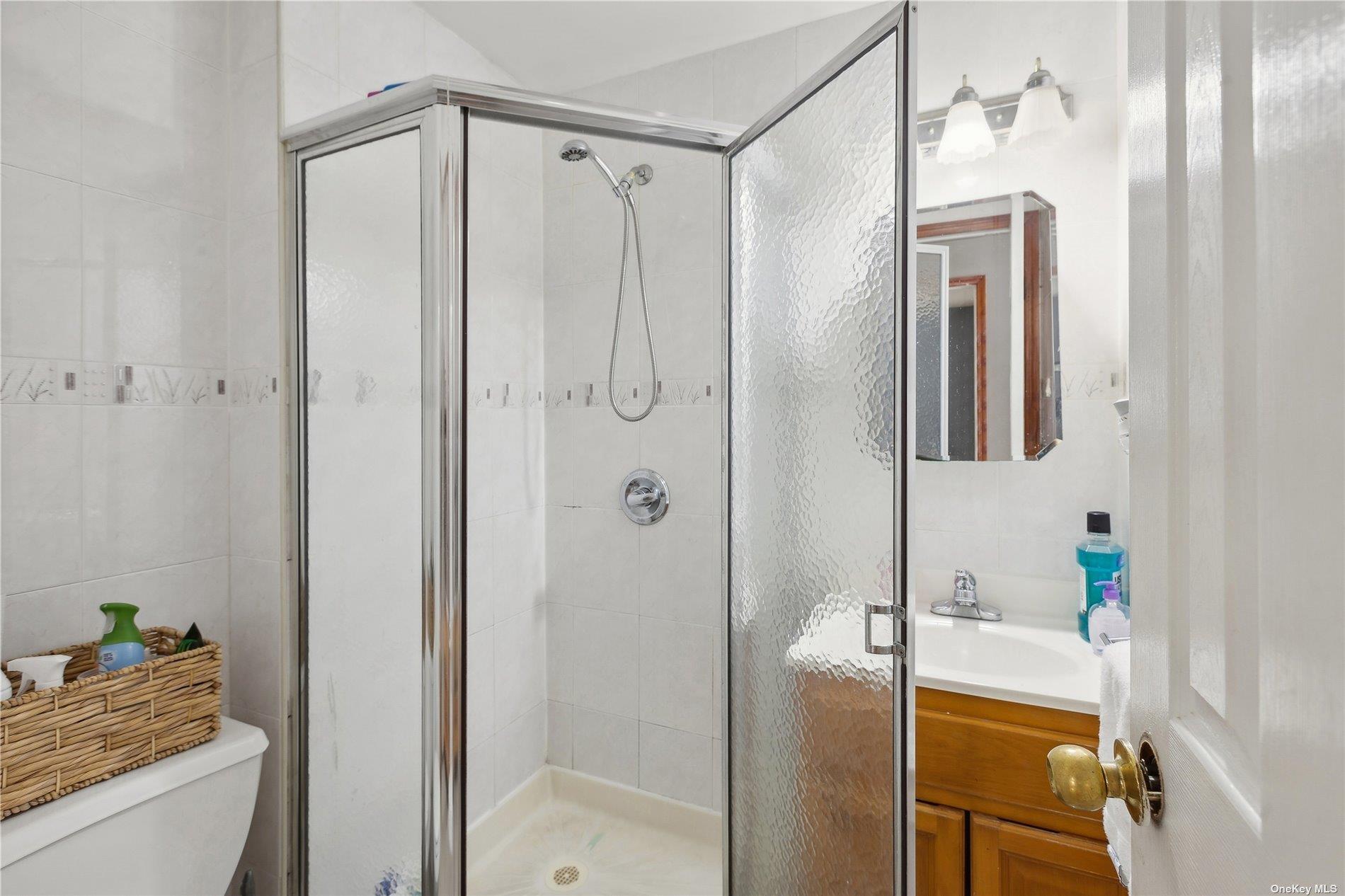 42-38 Judge Street 2a Property Photo 12