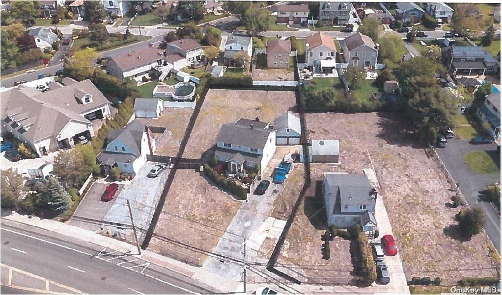 946 Stewart Avenue Property Photo 3
