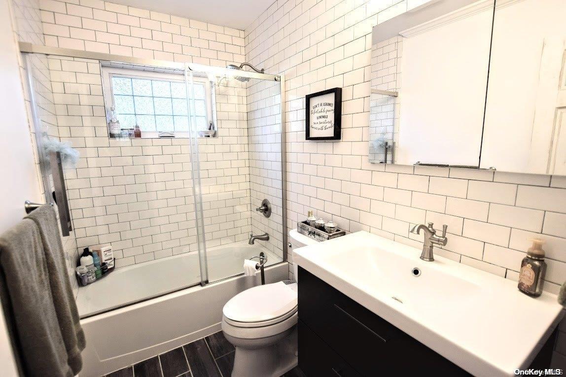 103 N Howells Point Road Property Photo 13