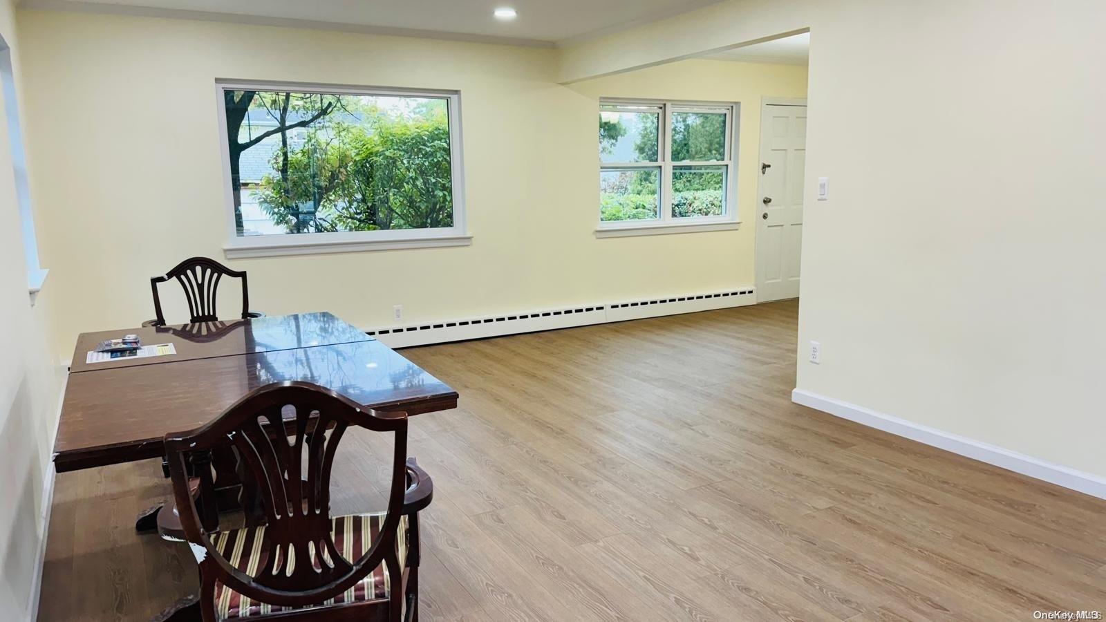 2041 New Hyde Park Road Property Photo 15
