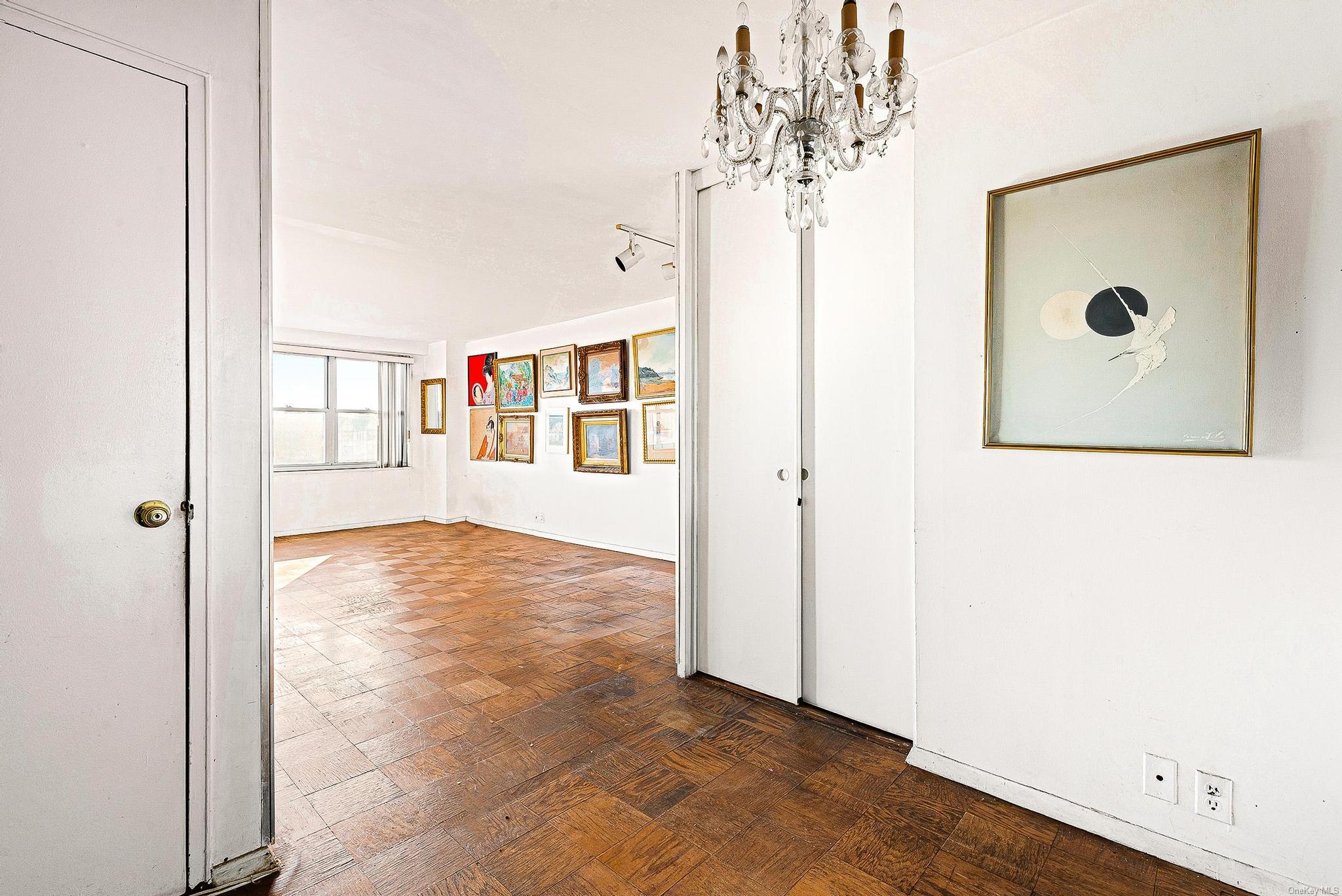 70-25 Yellowstone Boulevard 7s Property Photo 7