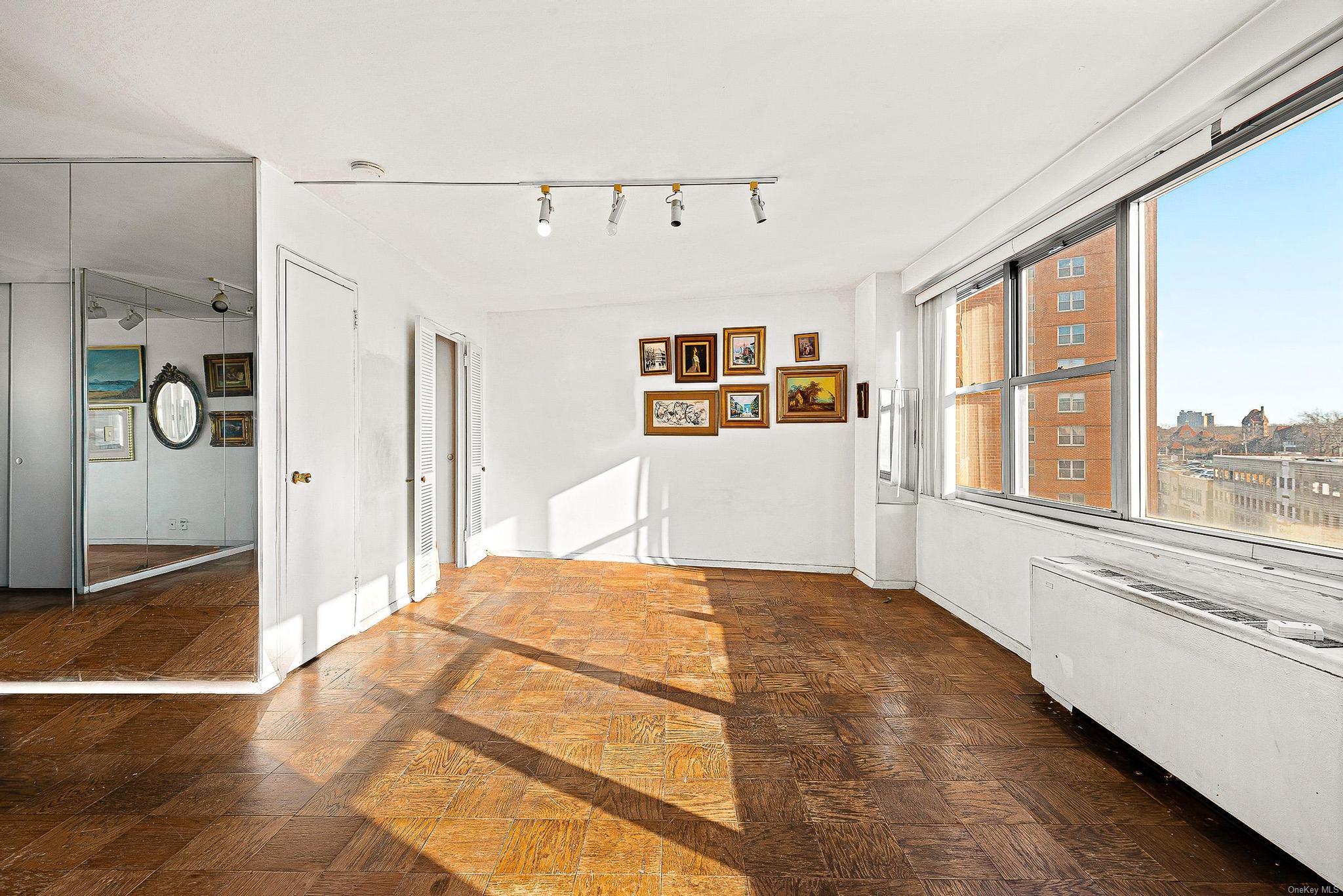 70-25 Yellowstone Boulevard 7s Property Photo 10