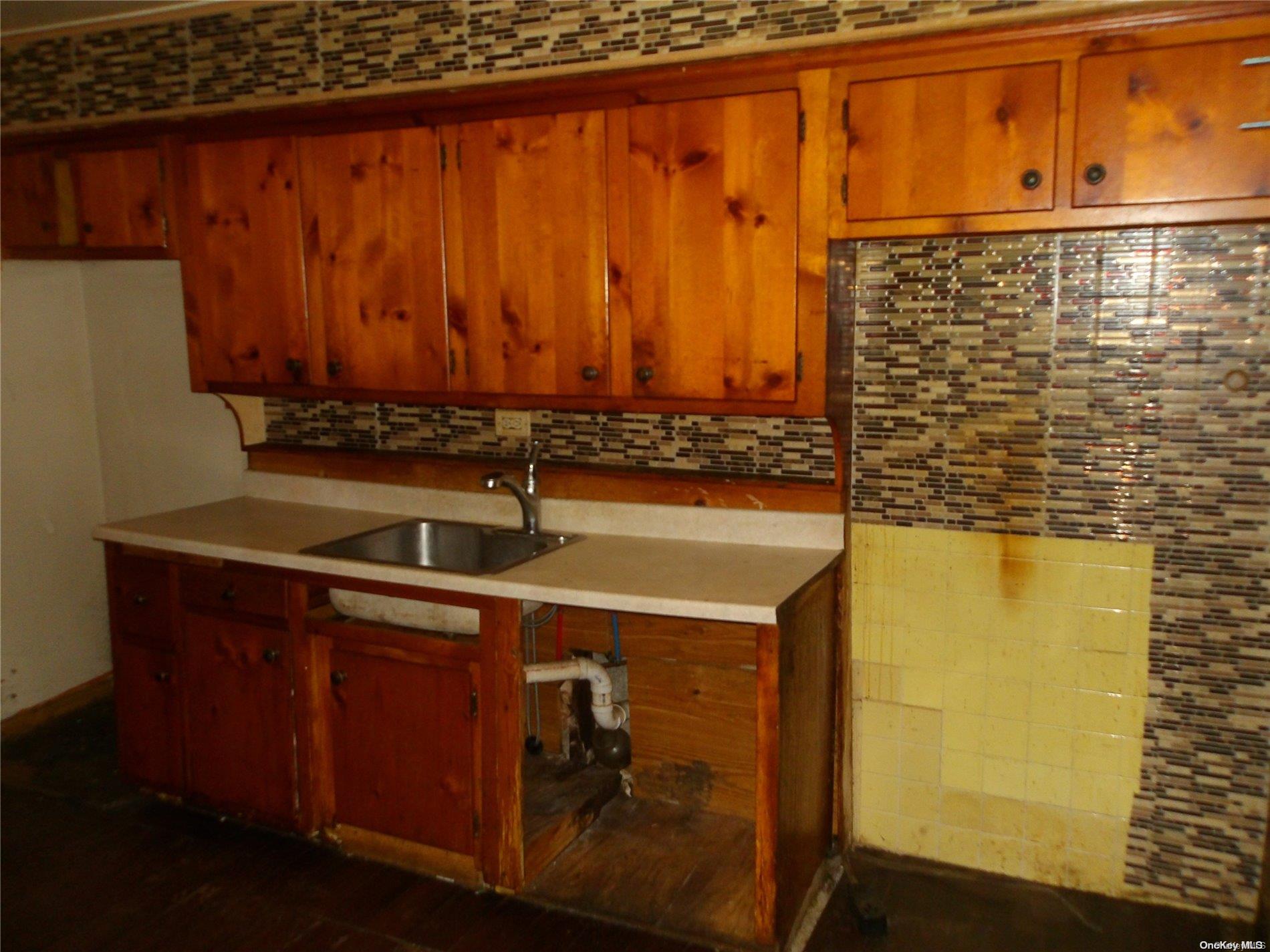 747 Janos Lane Property Photo 2