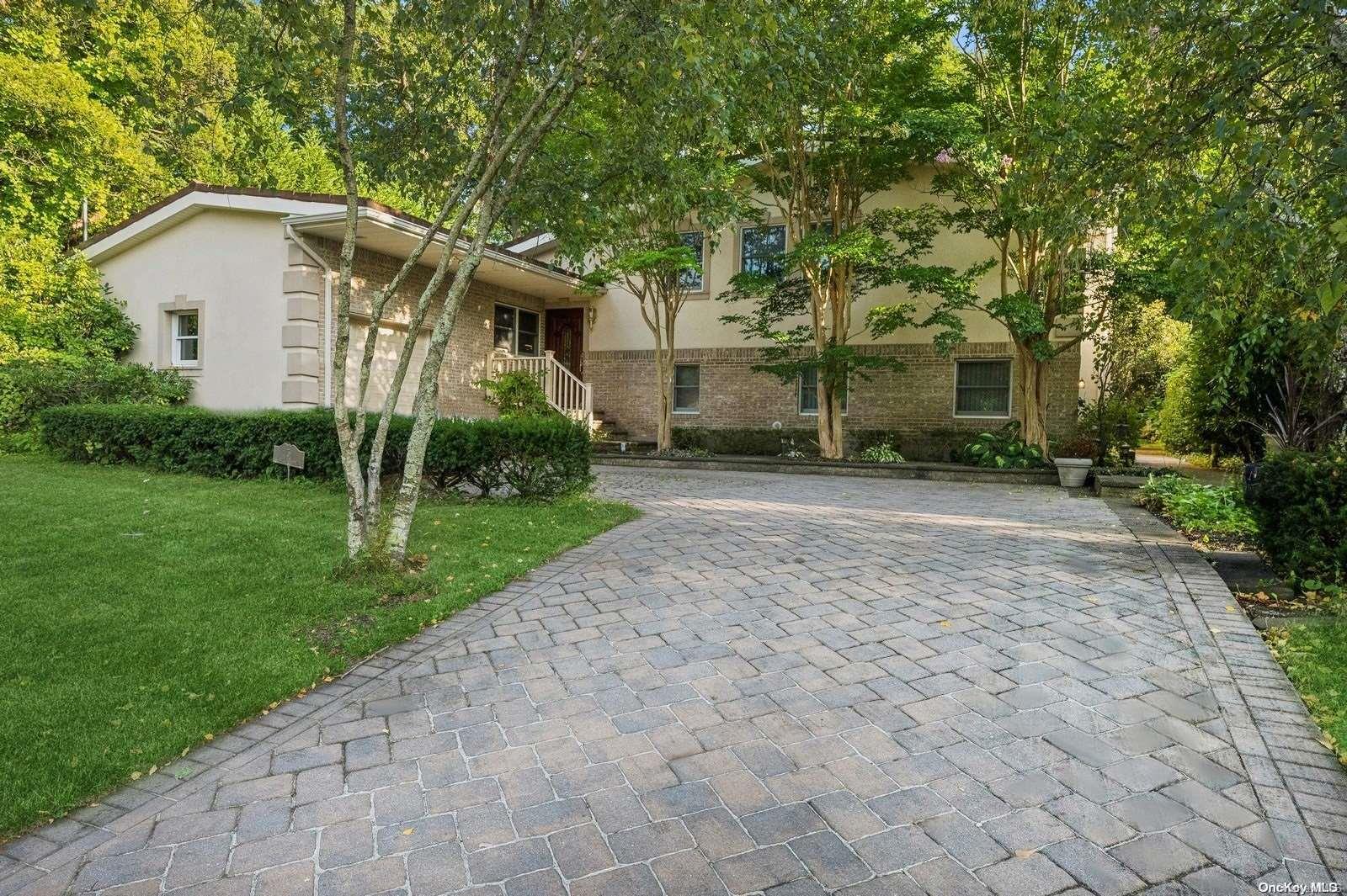 5 Gabriele Drive Property Photo 2