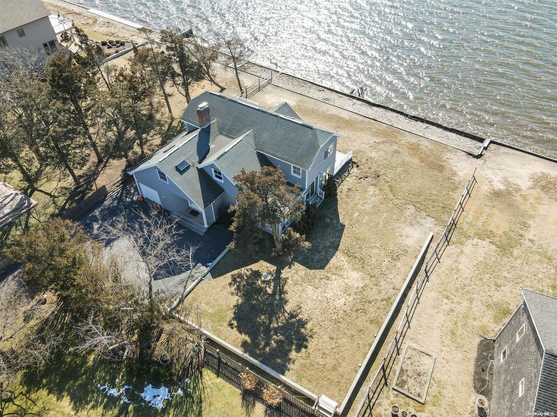 5 Bay Road Property Photo 2