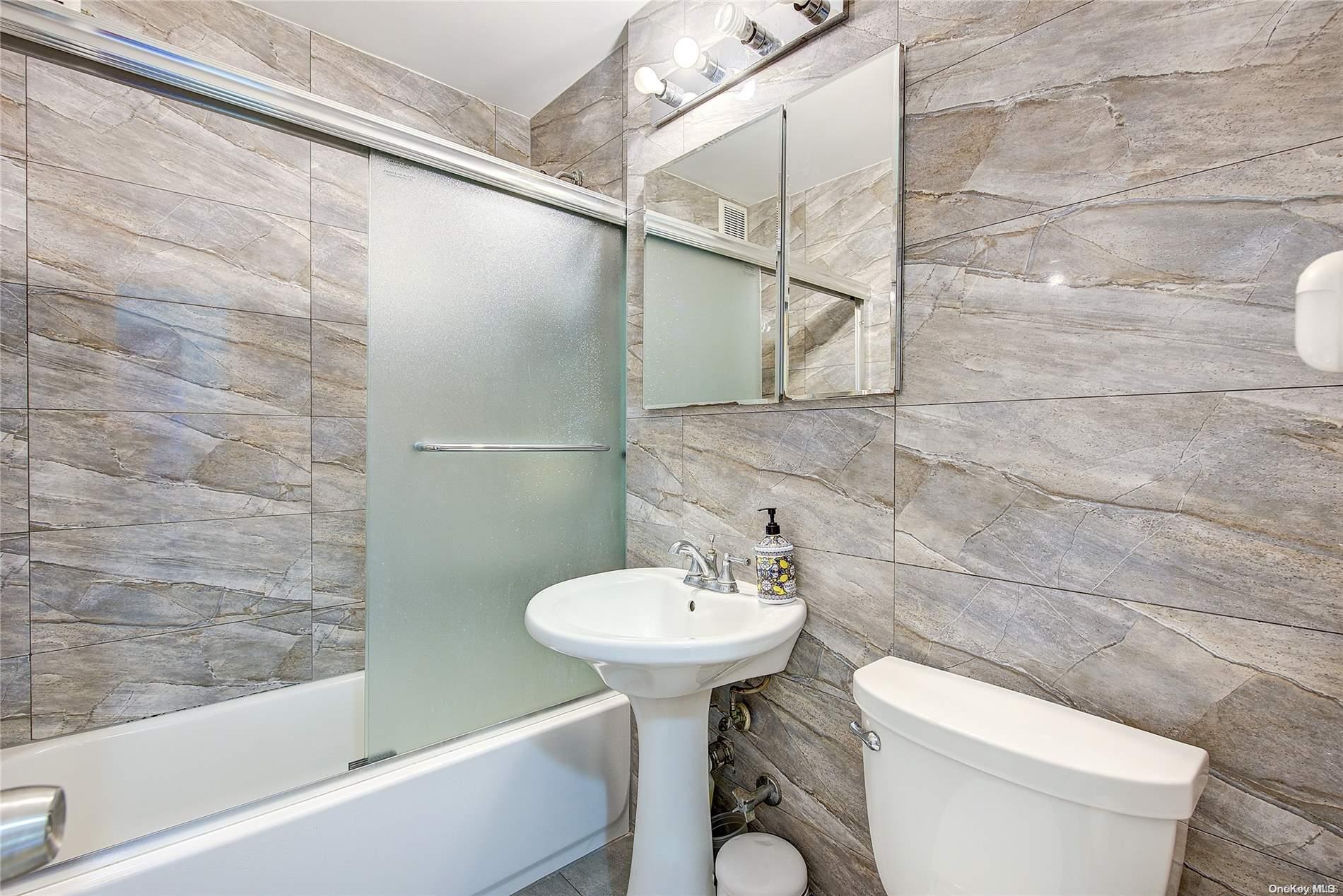 65-15 Alderton Street 7c Property Photo 15
