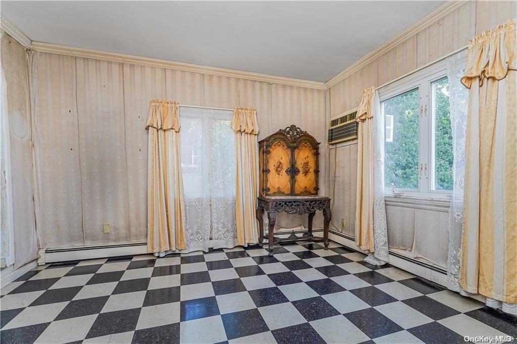 46-18 Hanford Street Property Photo 15