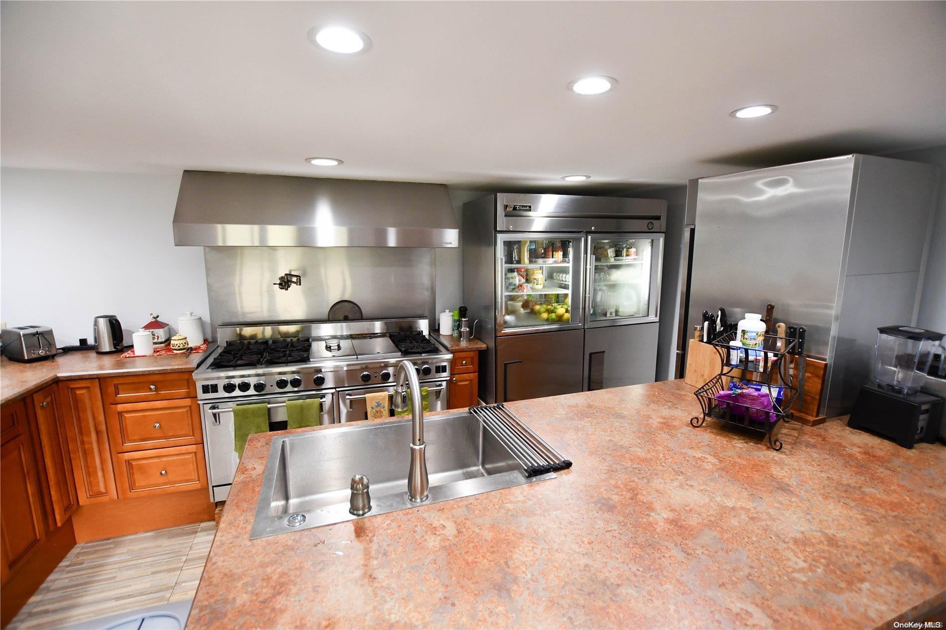 514 Yaphank Middle Island Road Property Photo 18