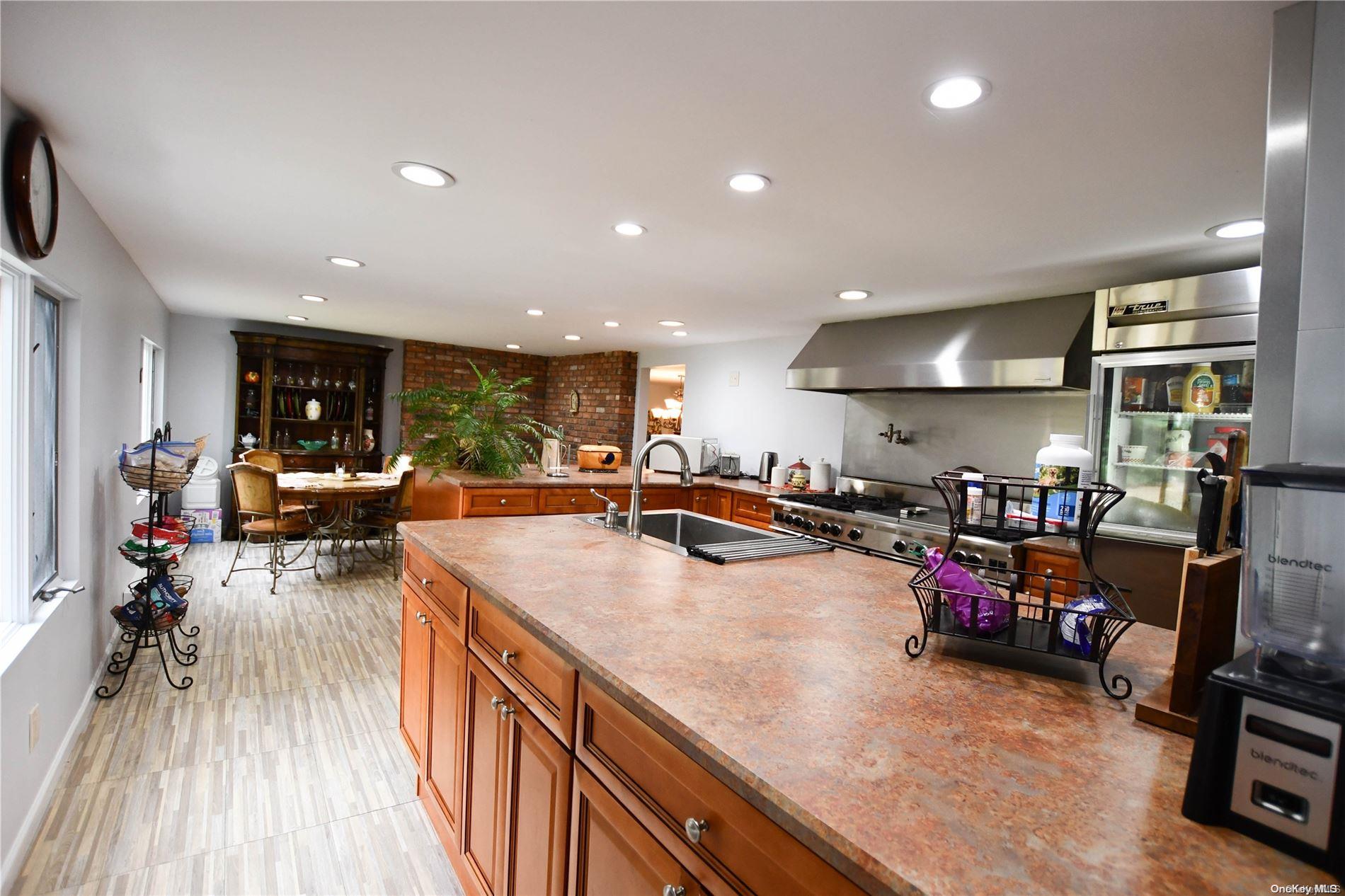 514 Yaphank Middle Island Road Property Photo 19