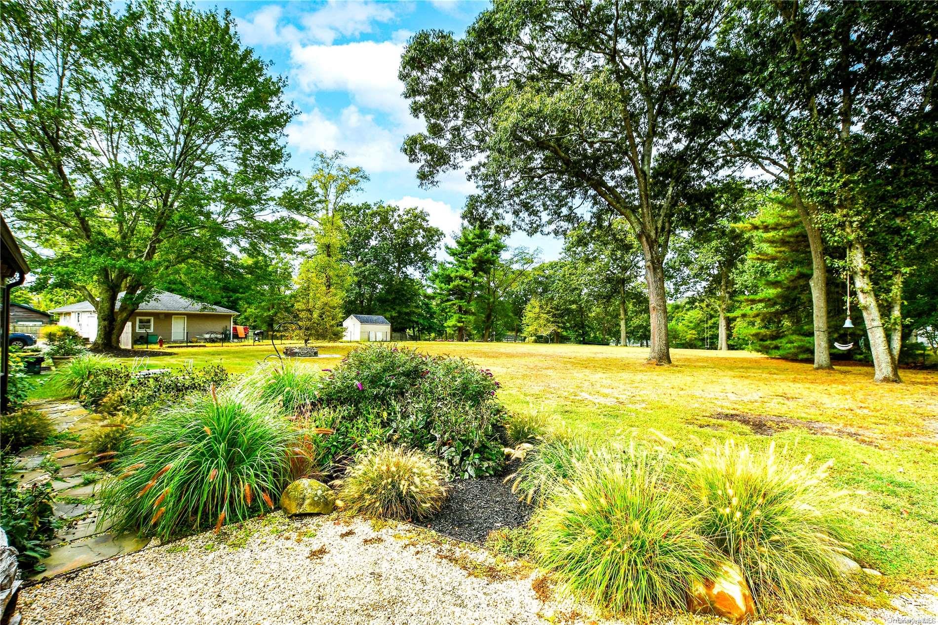 514 Yaphank Middle Island Road Property Photo 33