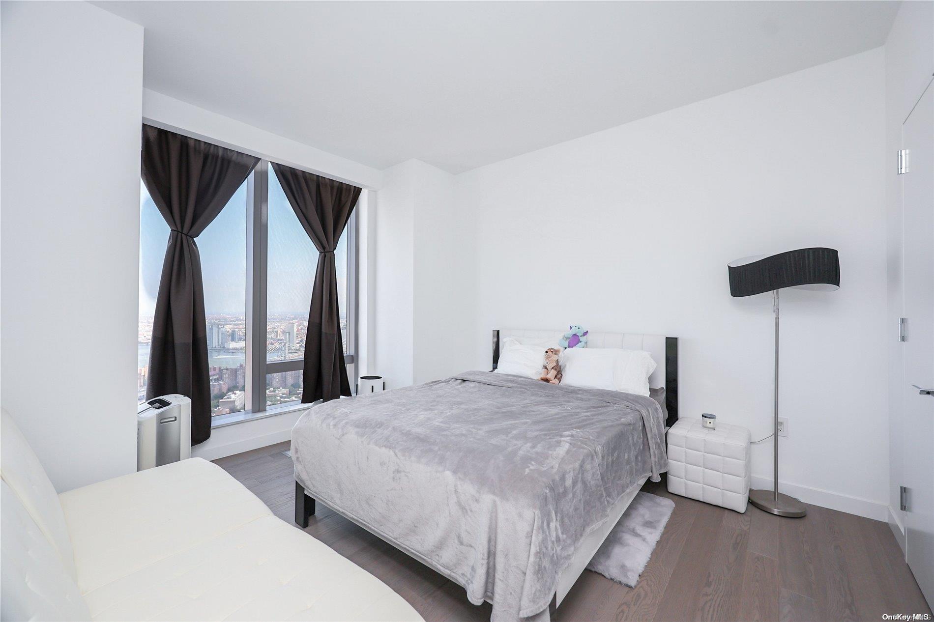 250 South Street 72g Property Photo 7