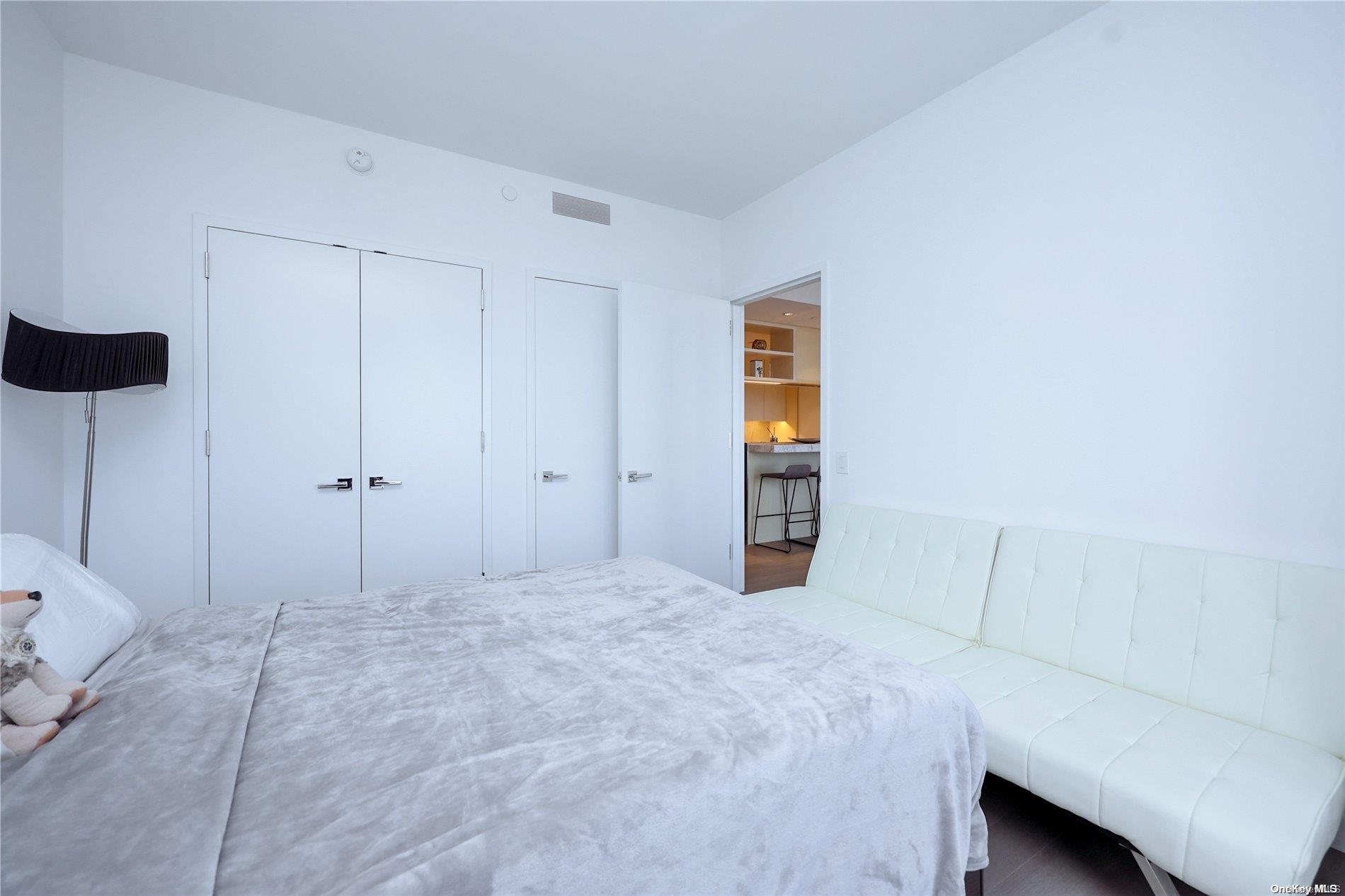 250 South Street 72g Property Photo 8