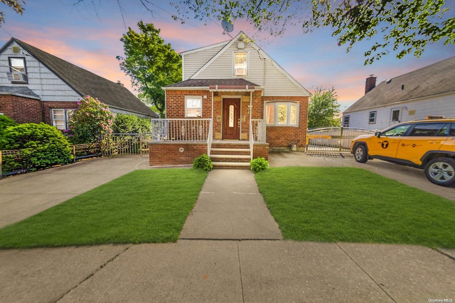 New Hyde Park Memorial High Scho Real Estate Listings Main Image