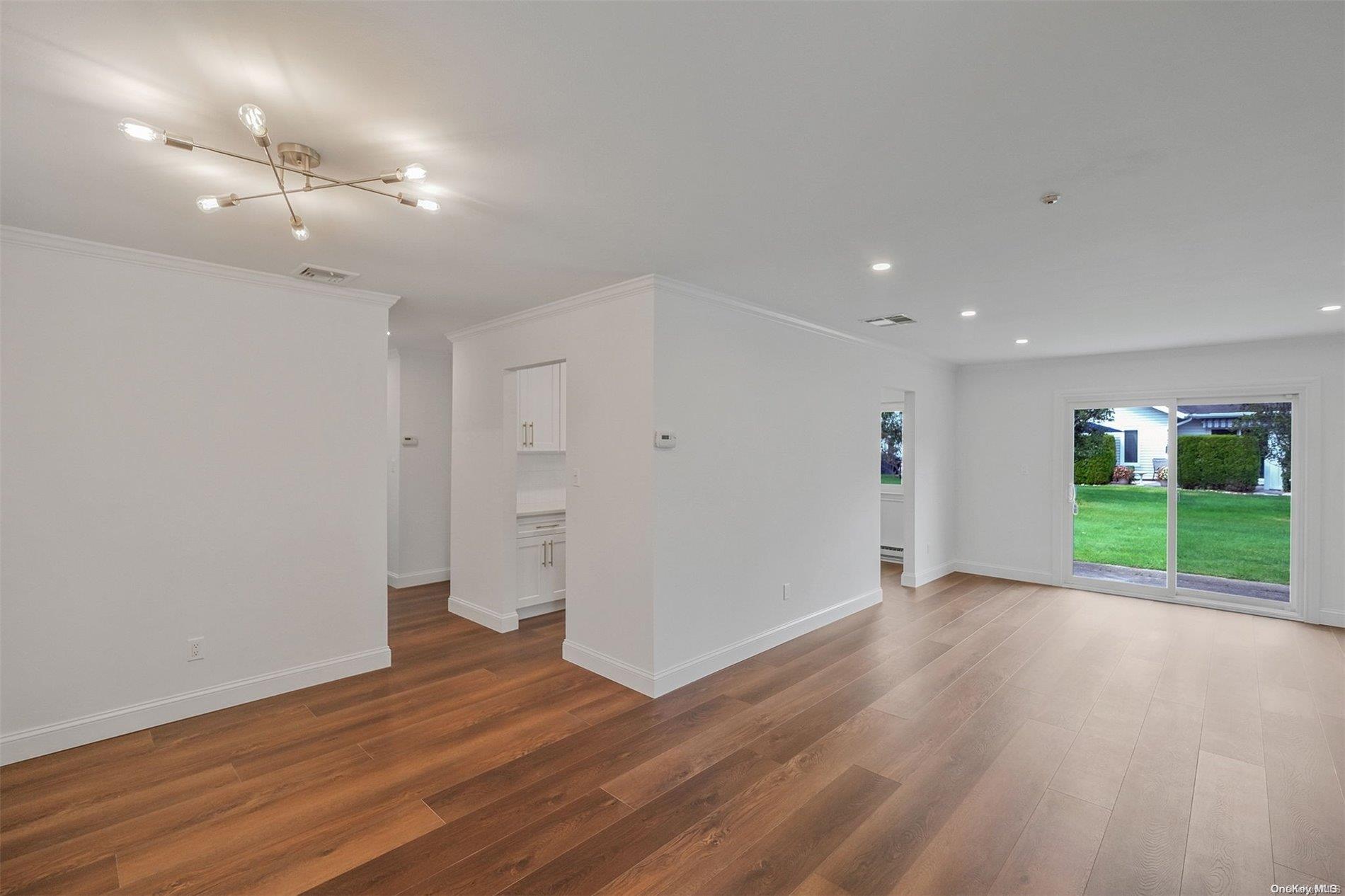502 Flair Court 502 Property Photo 4