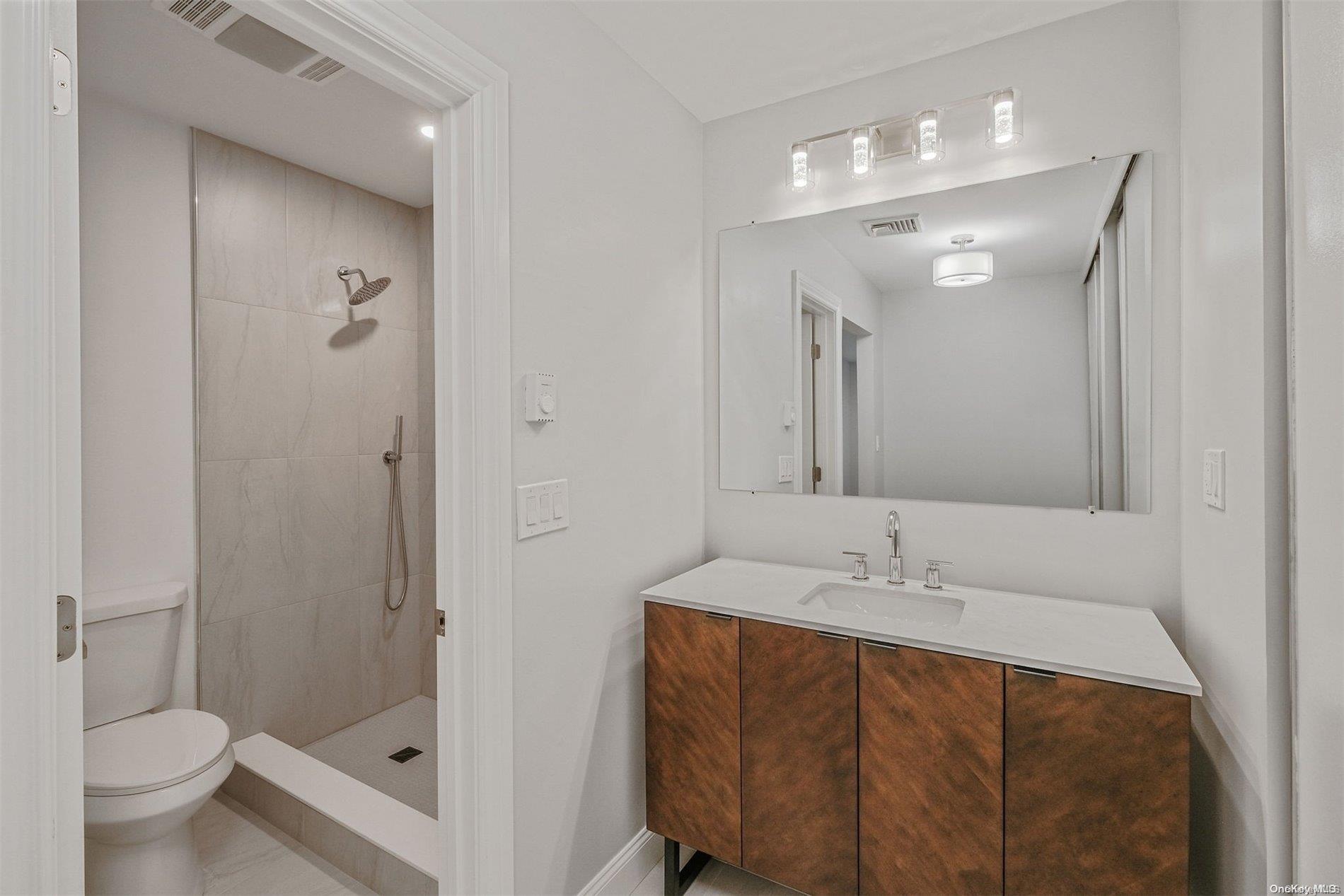 502 Flair Court 502 Property Photo 11