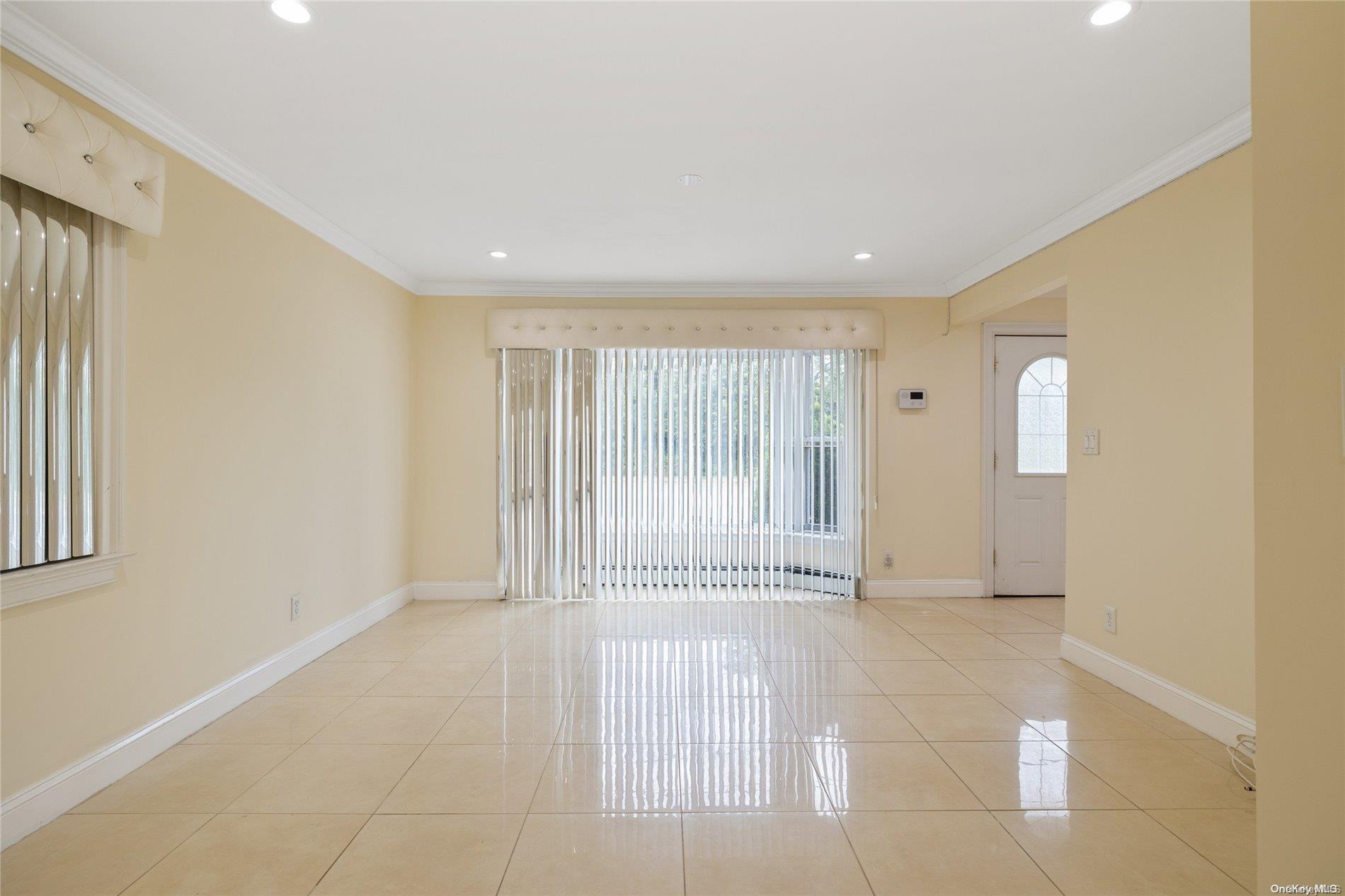 306 Glen Cove Road Property Photo 11