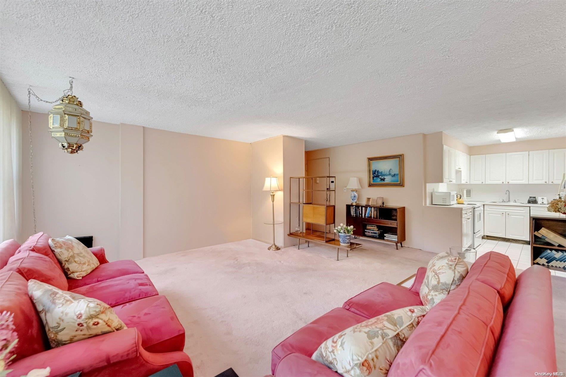 9-20 166 Street 2a Property Photo 5