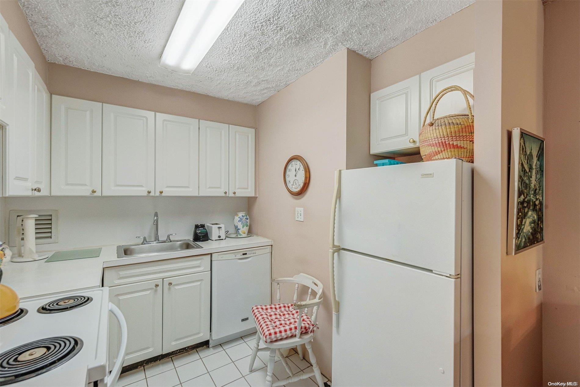9-20 166 Street 2a Property Photo 9