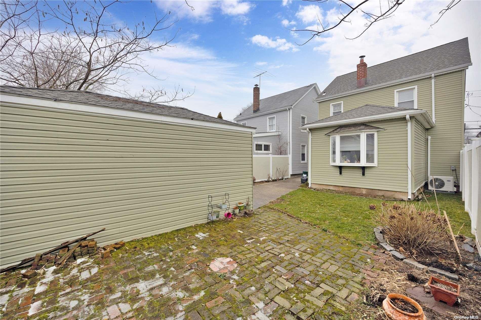 224-30 Edmore Avenue Property Photo 7