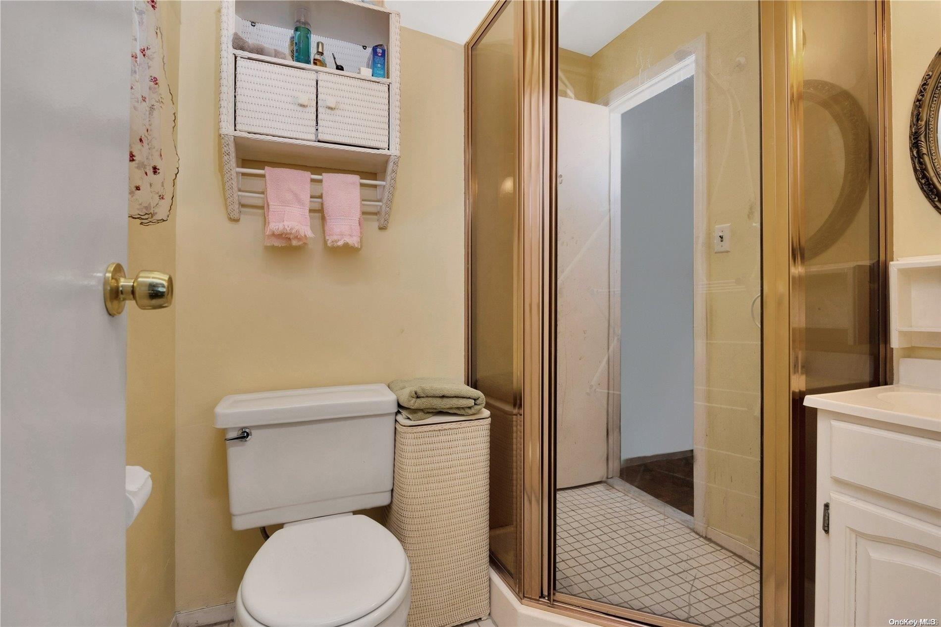 224-30 Edmore Avenue Property Photo 16