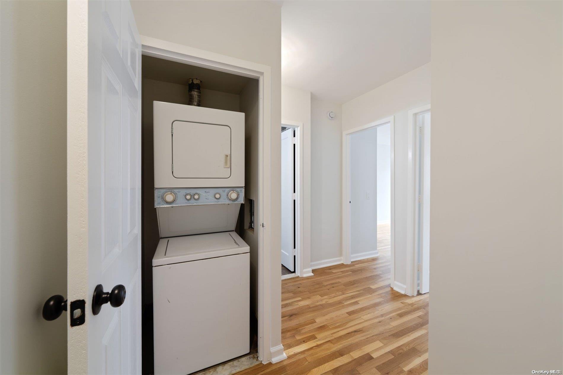 383 E 10th Street D4 Property Photo 20