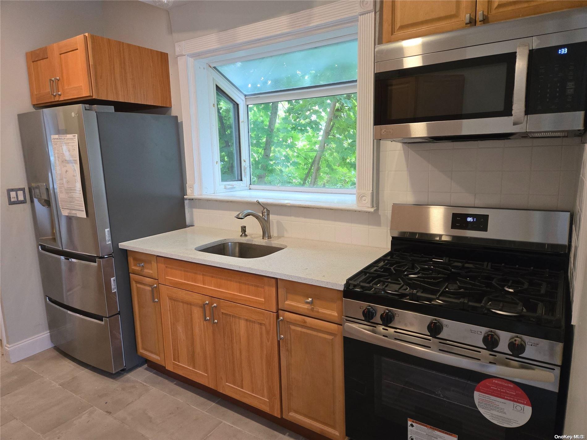 145-56 Shore Avenue Property Photo 3