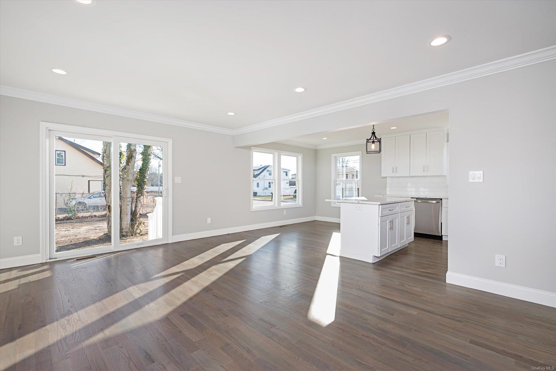 508 Clocks Boulevard Property Photo 12