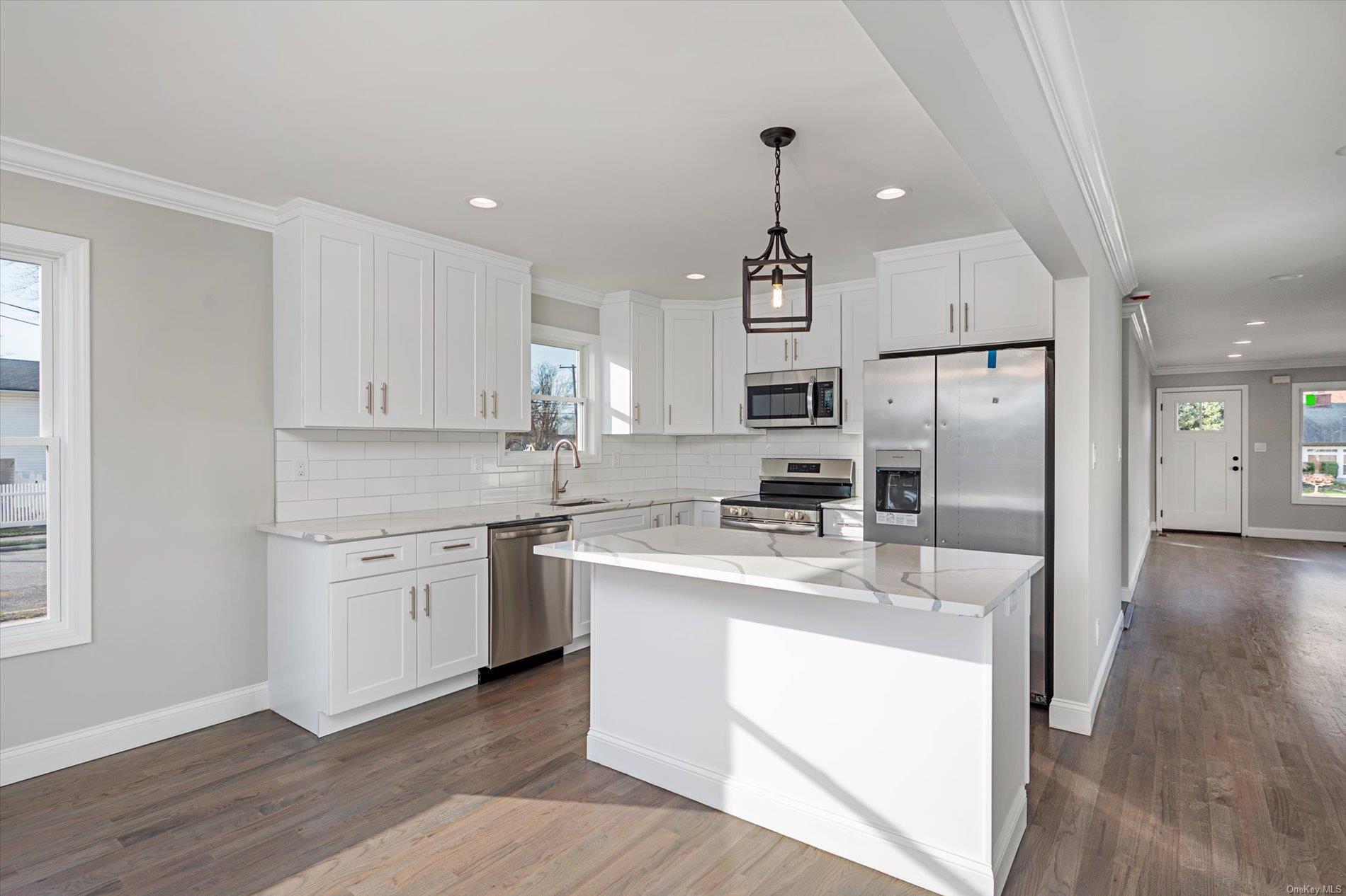 508 Clocks Boulevard Property Photo 14