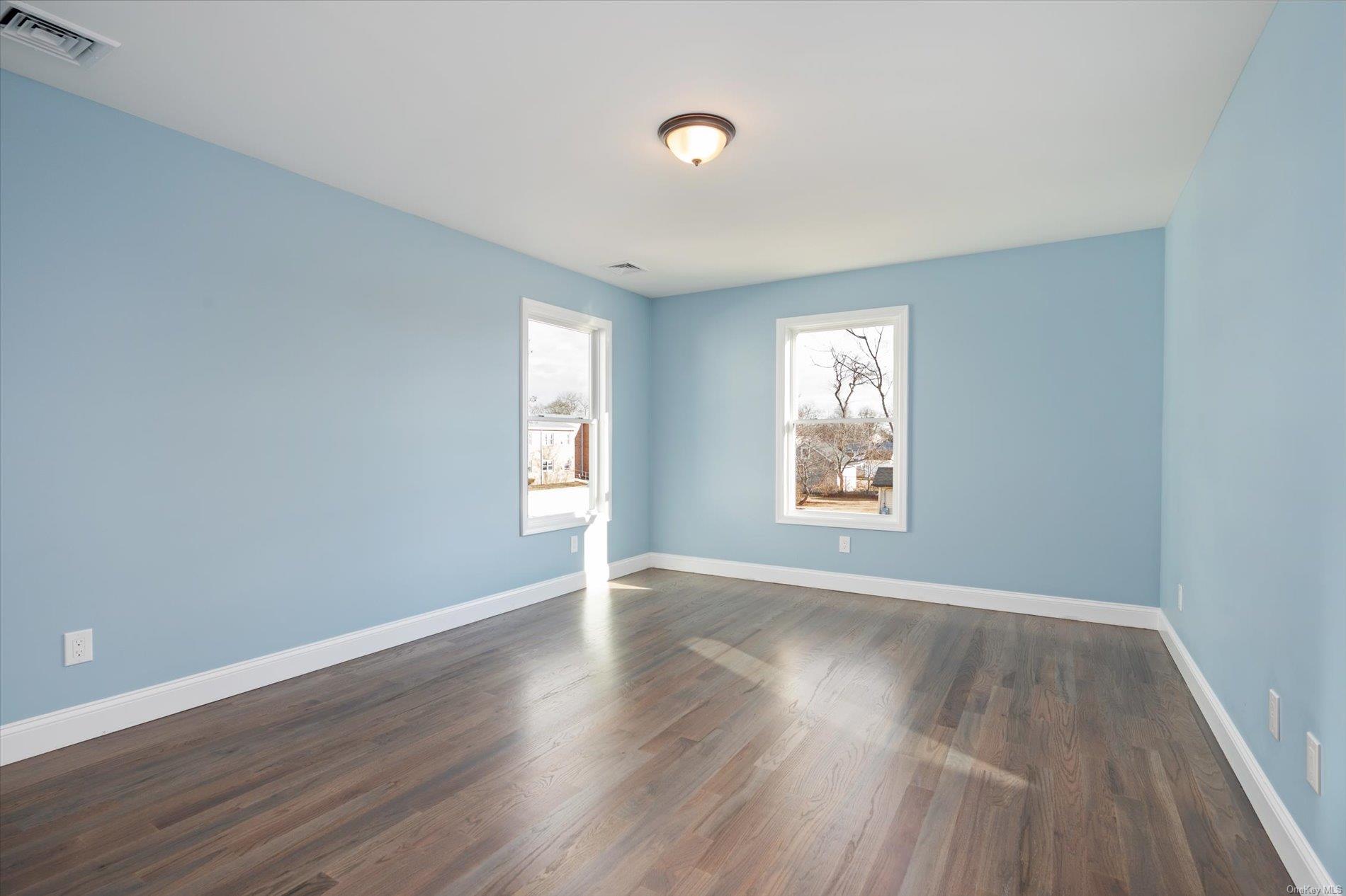 508 Clocks Boulevard Property Photo 22
