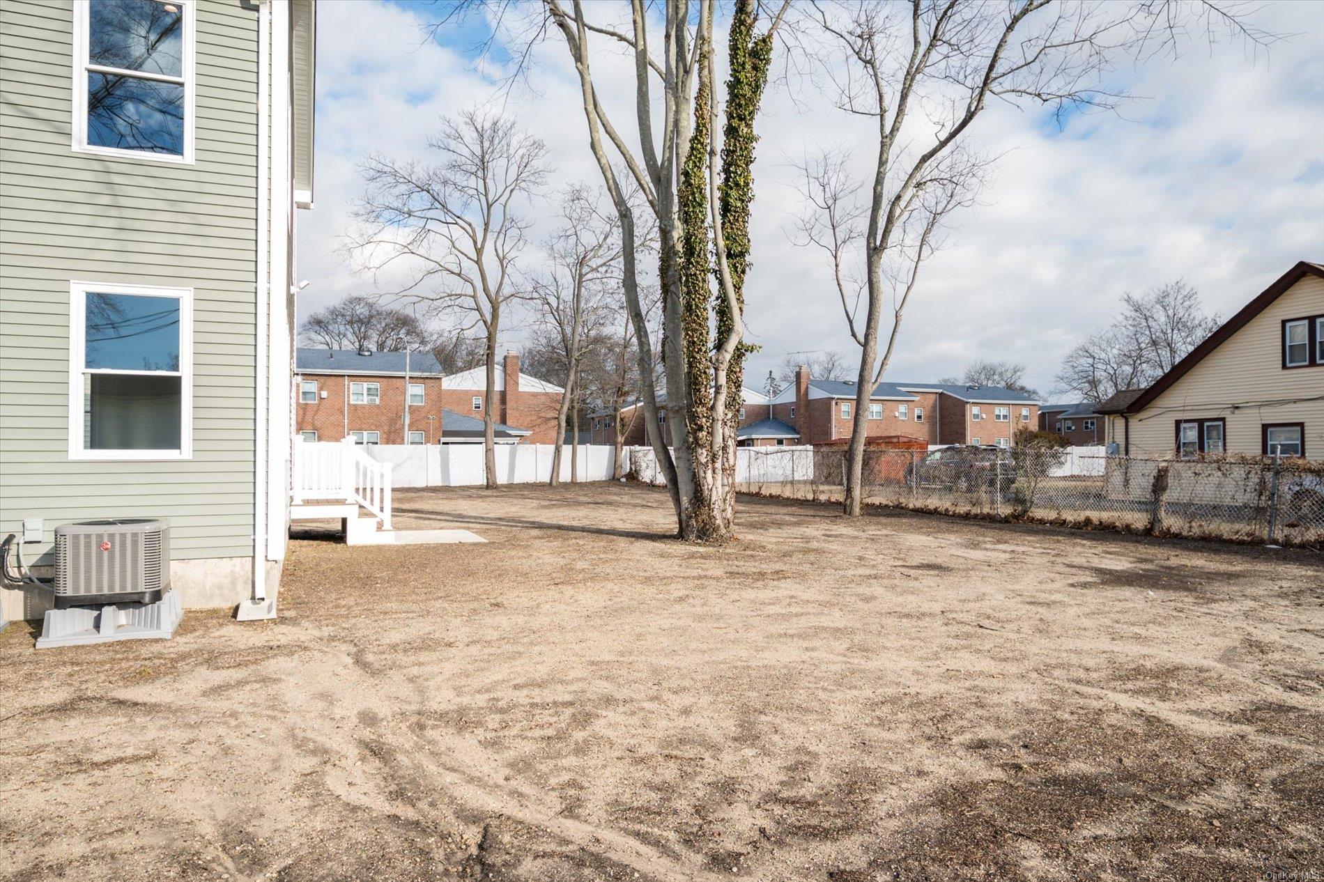 508 Clocks Boulevard Property Photo 24