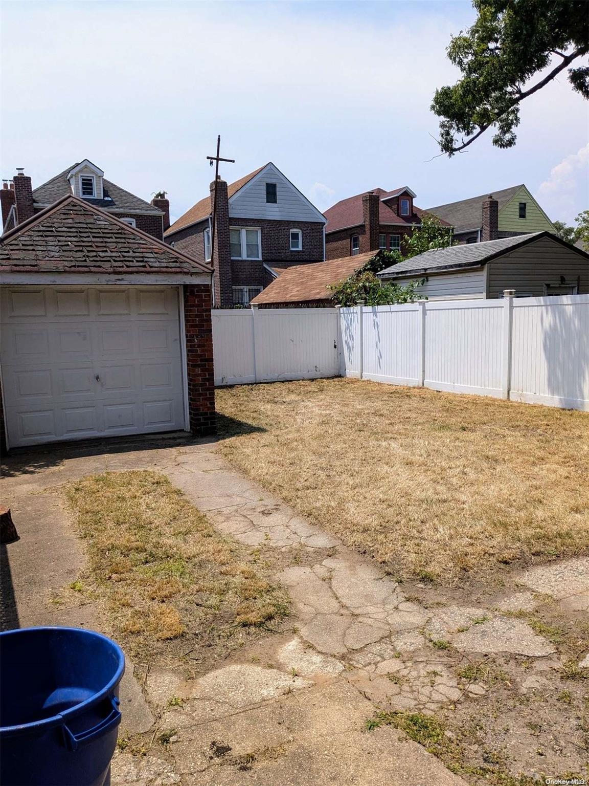 119-48 178th Street Property Photo 2