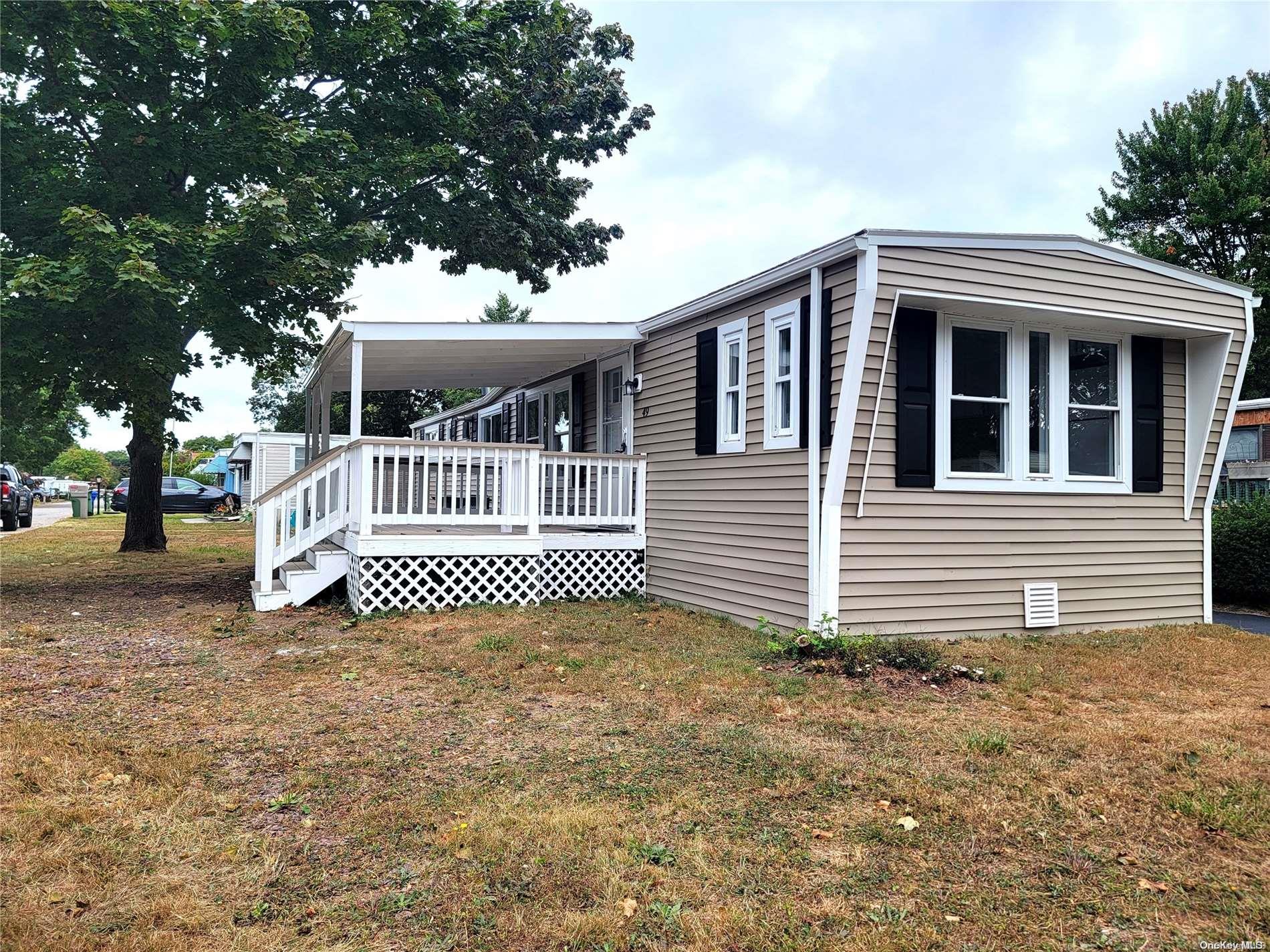 49 Buttercup Drive Property Photo 1