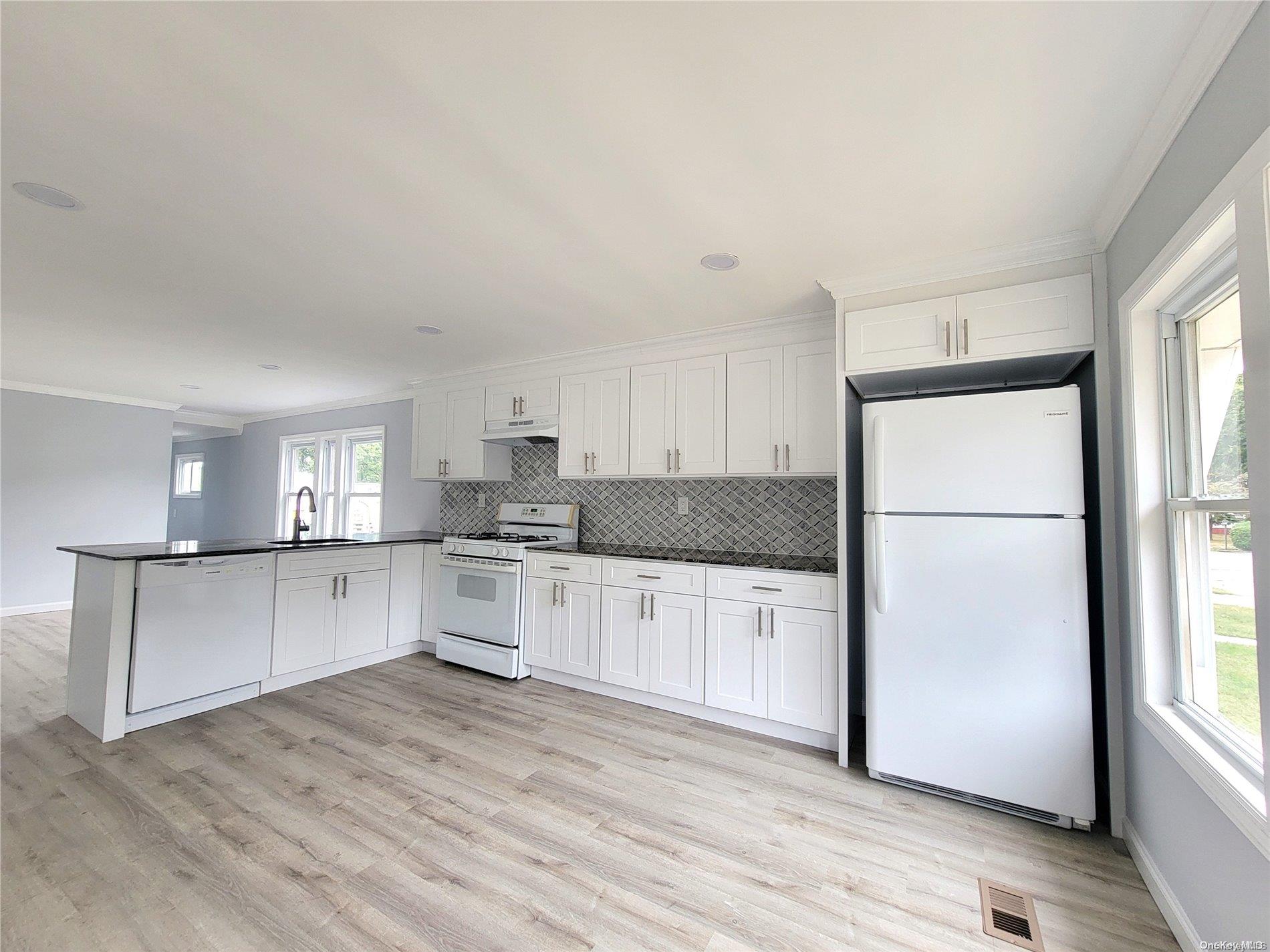 49 Buttercup Drive Property Photo 4