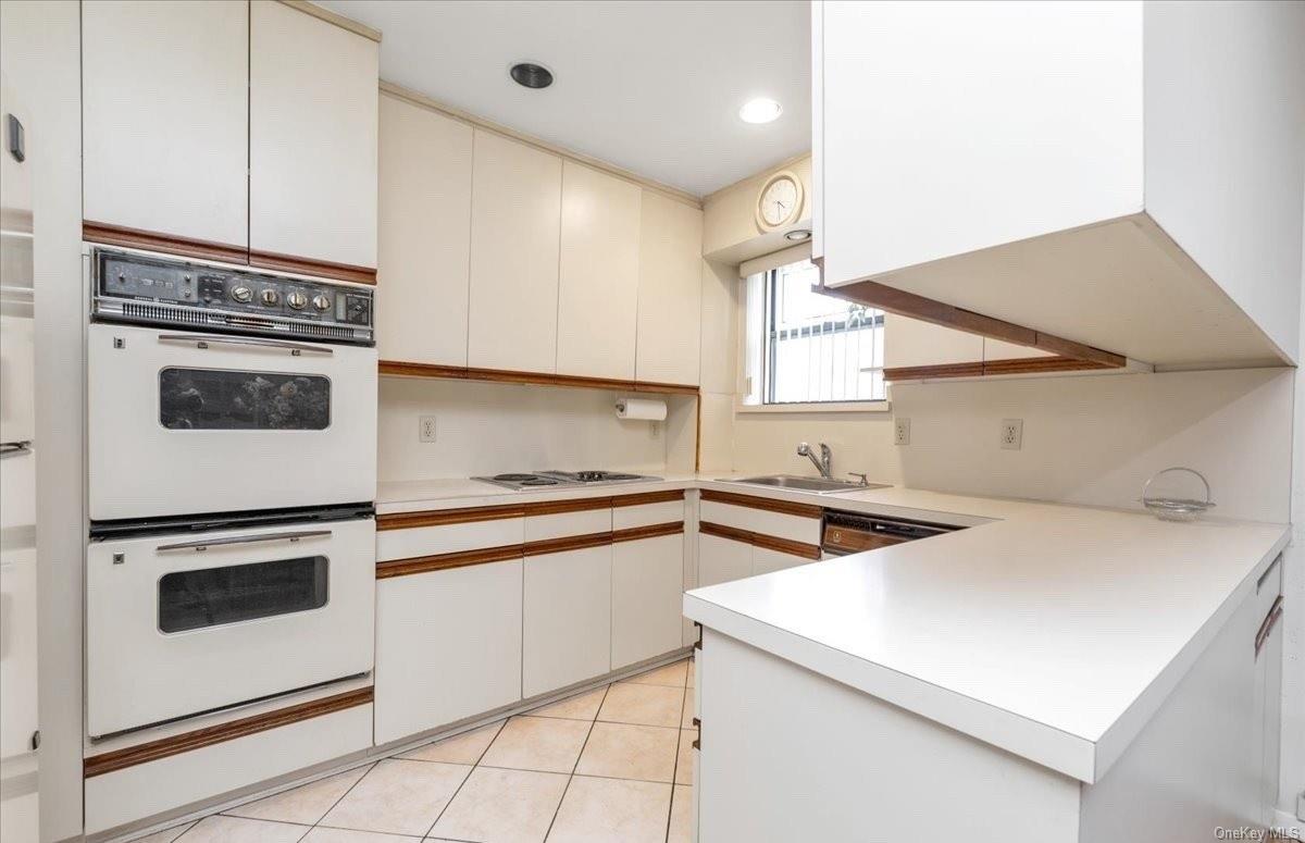 9 Everit Avenue A10,11 Property Photo 2