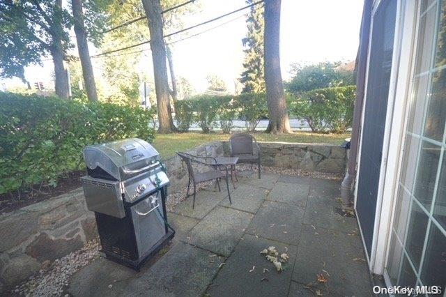 10 Westview Avenue G Property Photo 21
