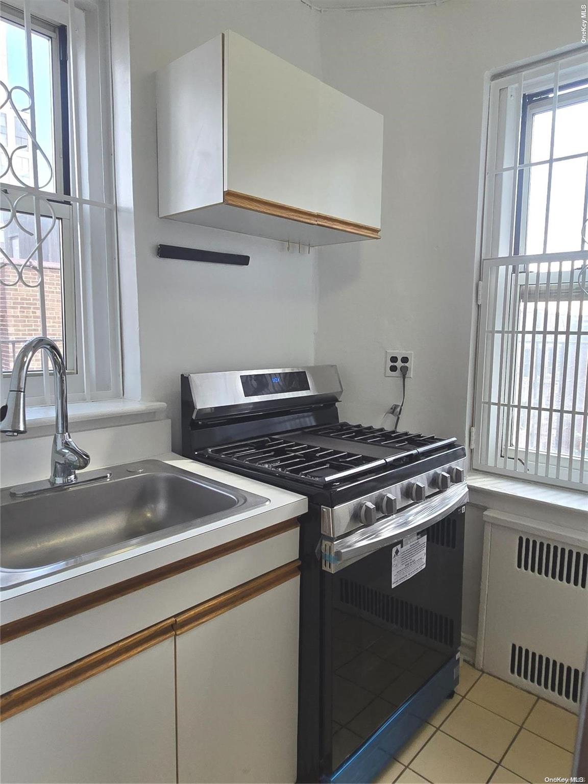 65-41 Booth St 6k Property Photo 1