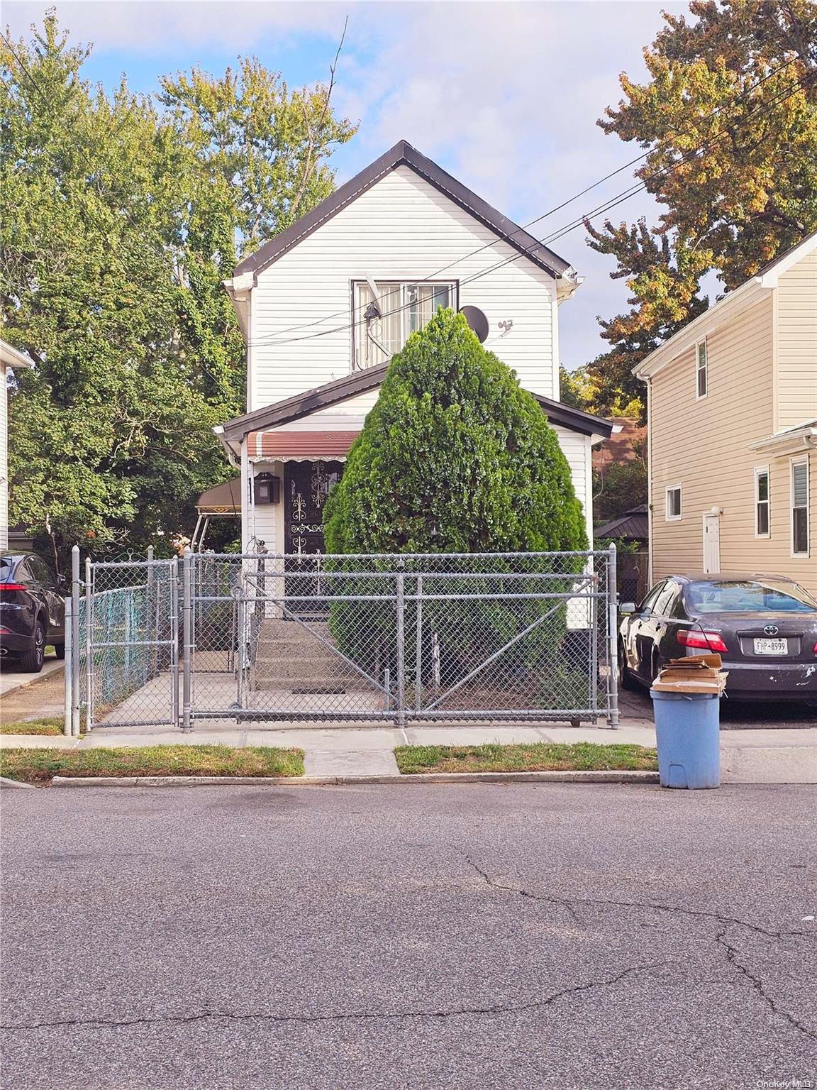 137-33 220th Place Property Photo 1