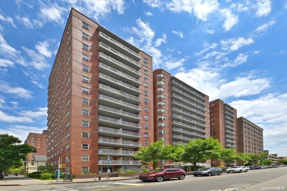 89-15 Parsons Boulevard 10c Property Photo