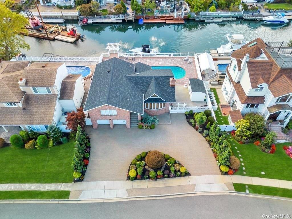 2876 Bay Drive Property Photo